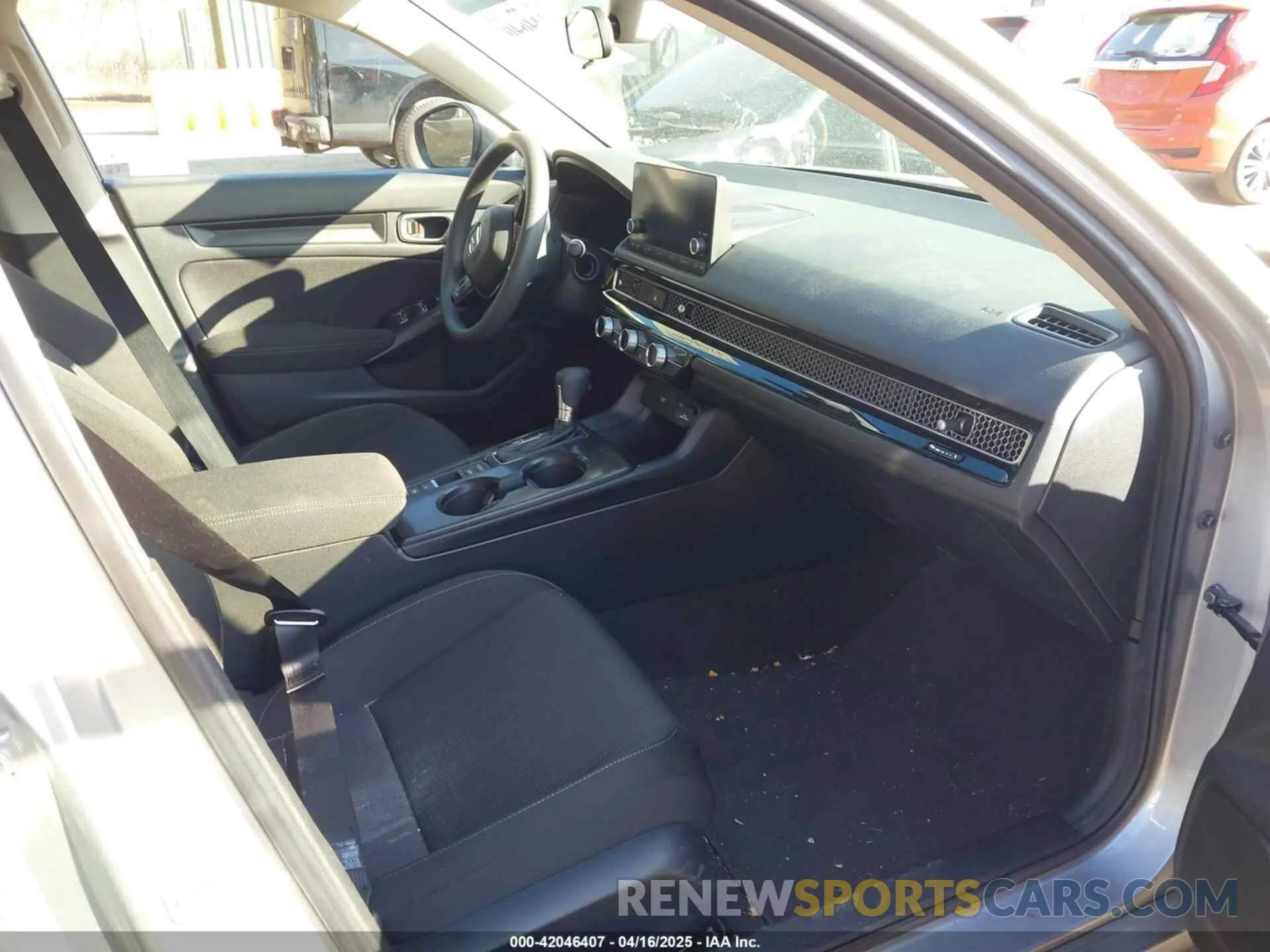 5 Photograph of a damaged car 2HGFE2F29RH521762 HONDA CIVIC 2024
