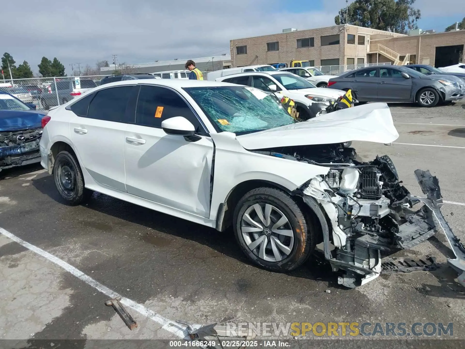 1 Photograph of a damaged car 2HGFE2F2XRH520233 HONDA CIVIC 2024