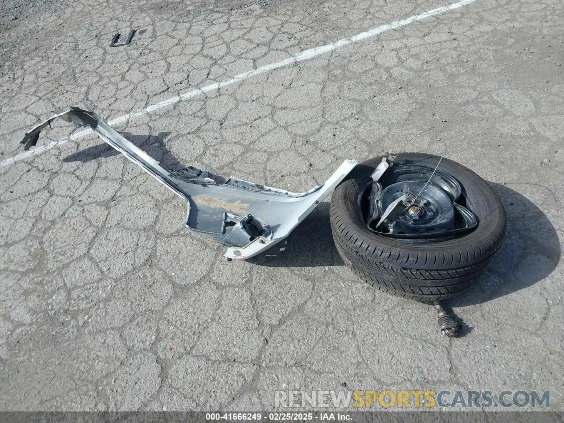 11 Photograph of a damaged car 2HGFE2F2XRH520233 HONDA CIVIC 2024