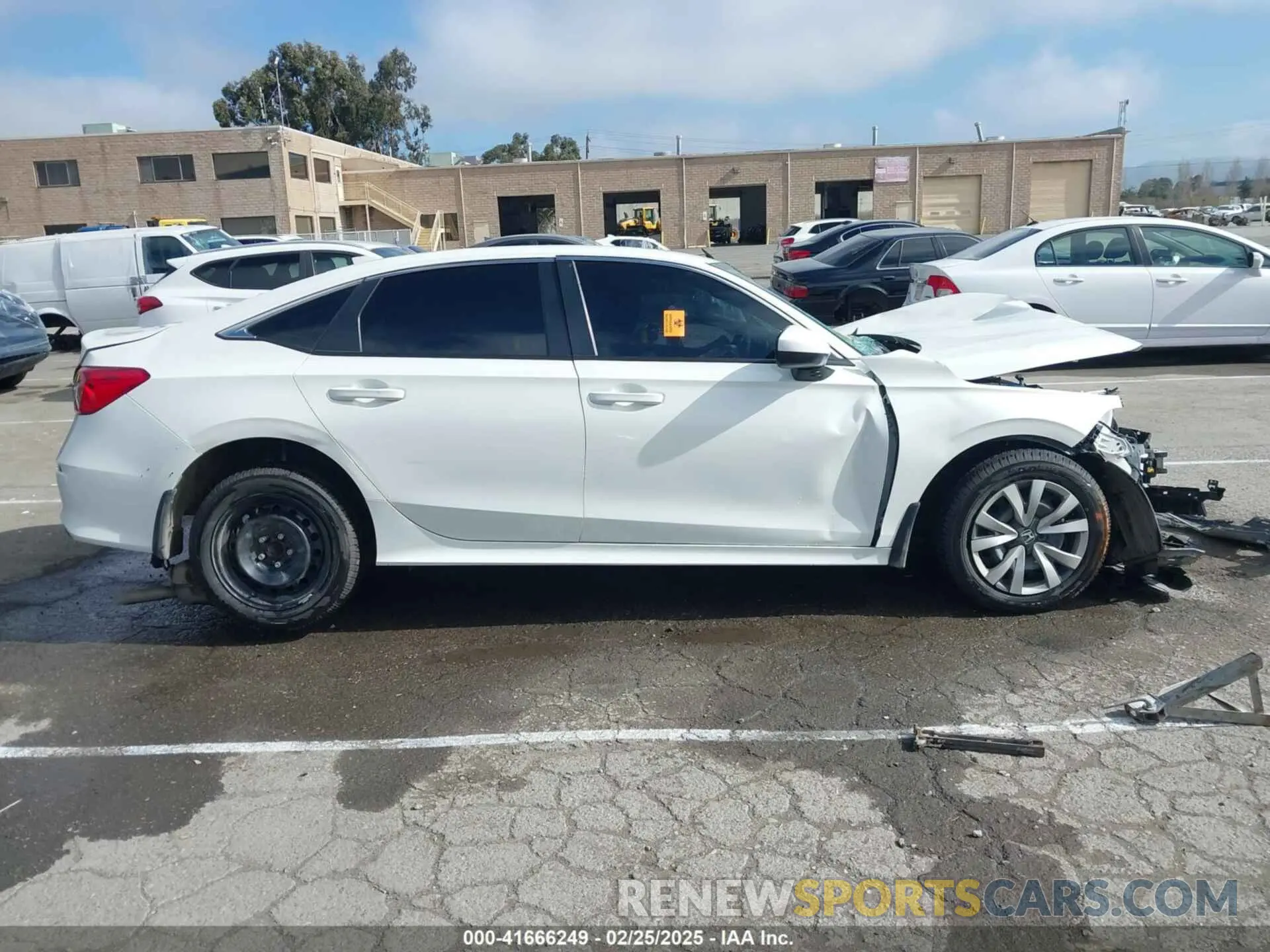 13 Photograph of a damaged car 2HGFE2F2XRH520233 HONDA CIVIC 2024