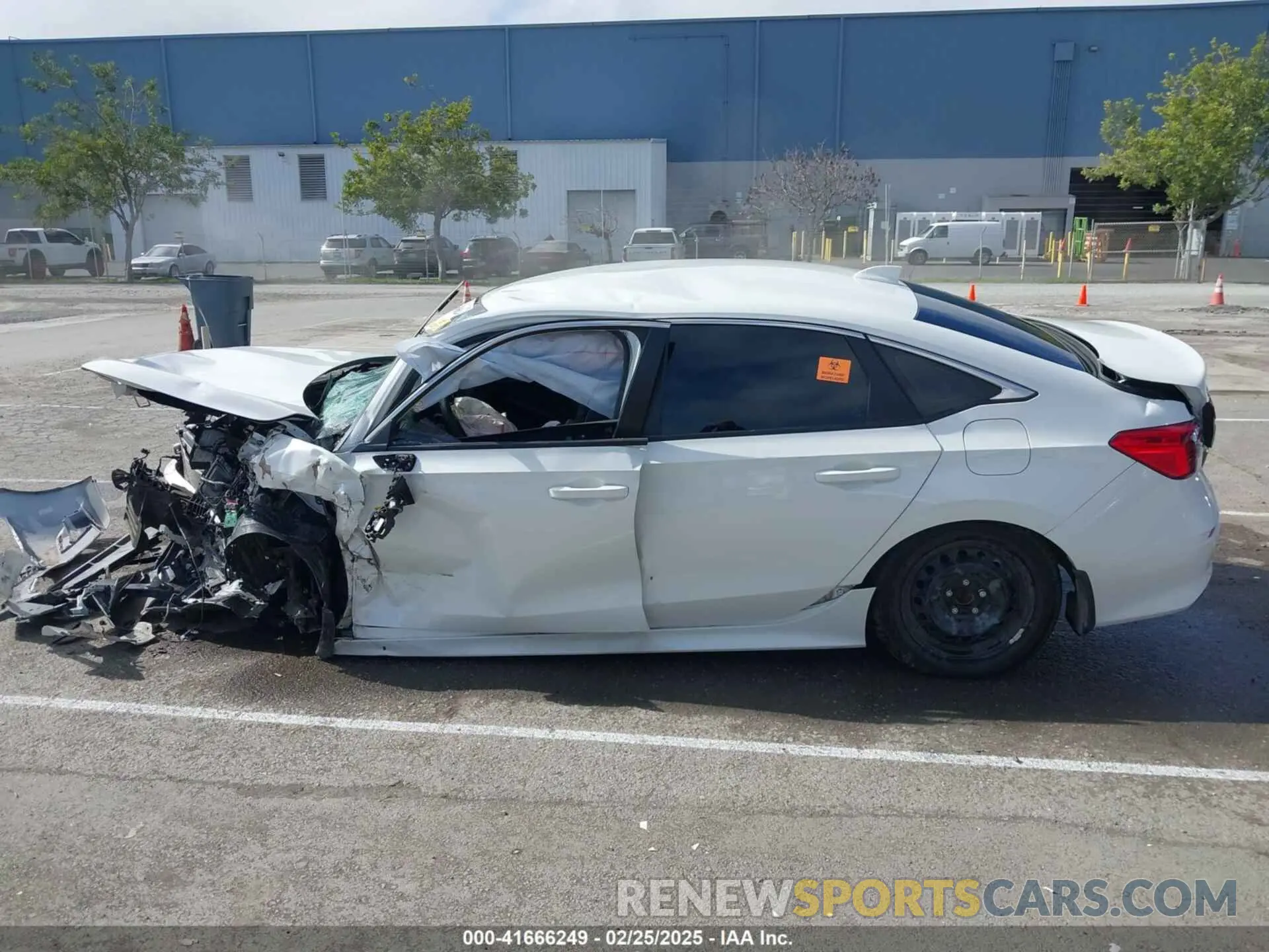 14 Photograph of a damaged car 2HGFE2F2XRH520233 HONDA CIVIC 2024