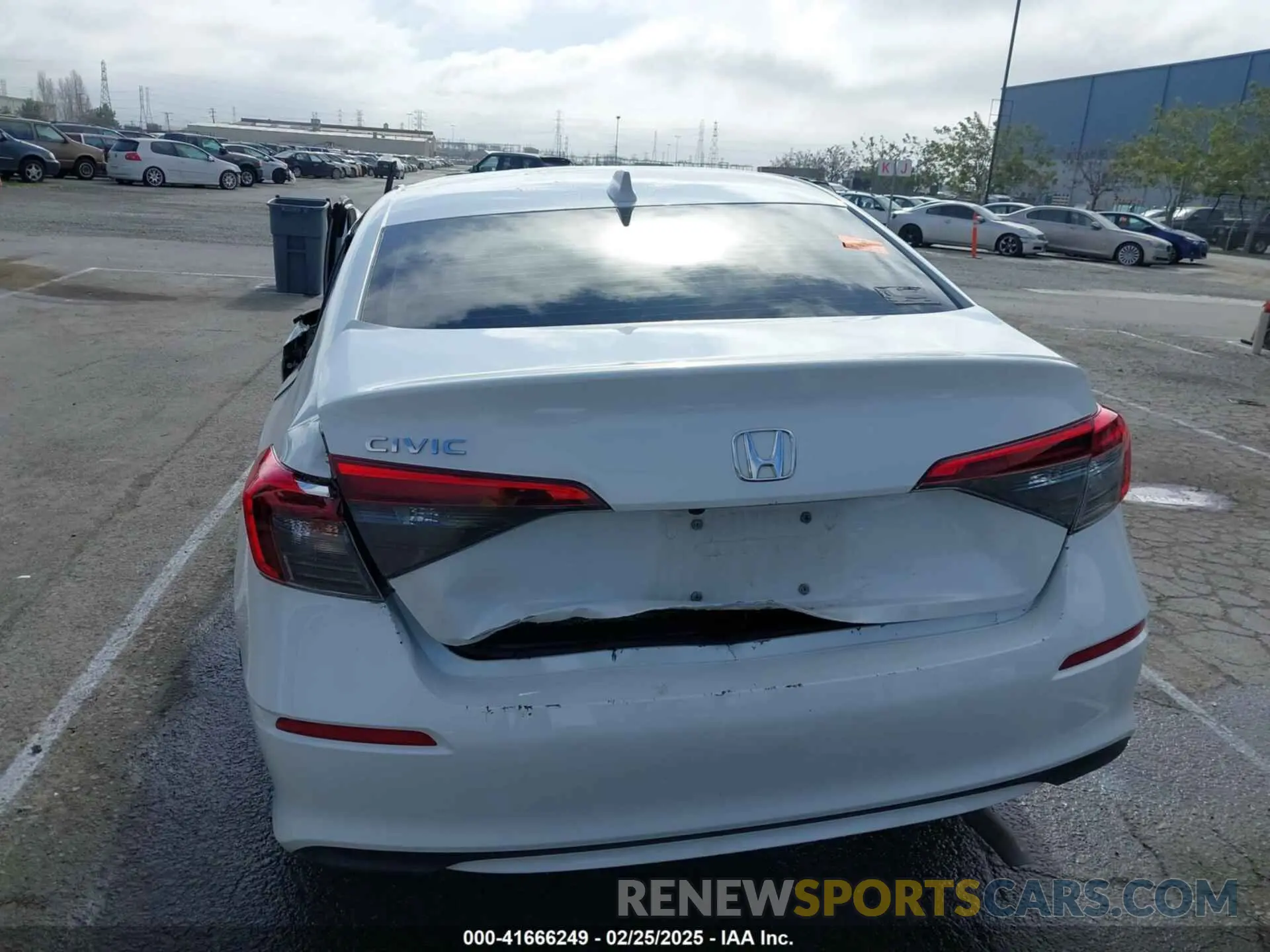 16 Photograph of a damaged car 2HGFE2F2XRH520233 HONDA CIVIC 2024