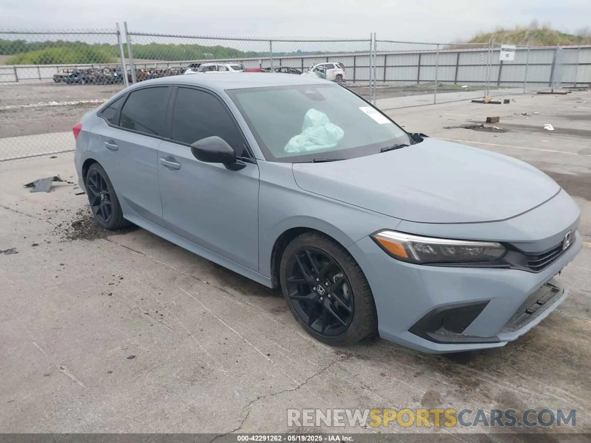1 Photograph of a damaged car 2HGFE2F50RH511468 HONDA CIVIC 2024