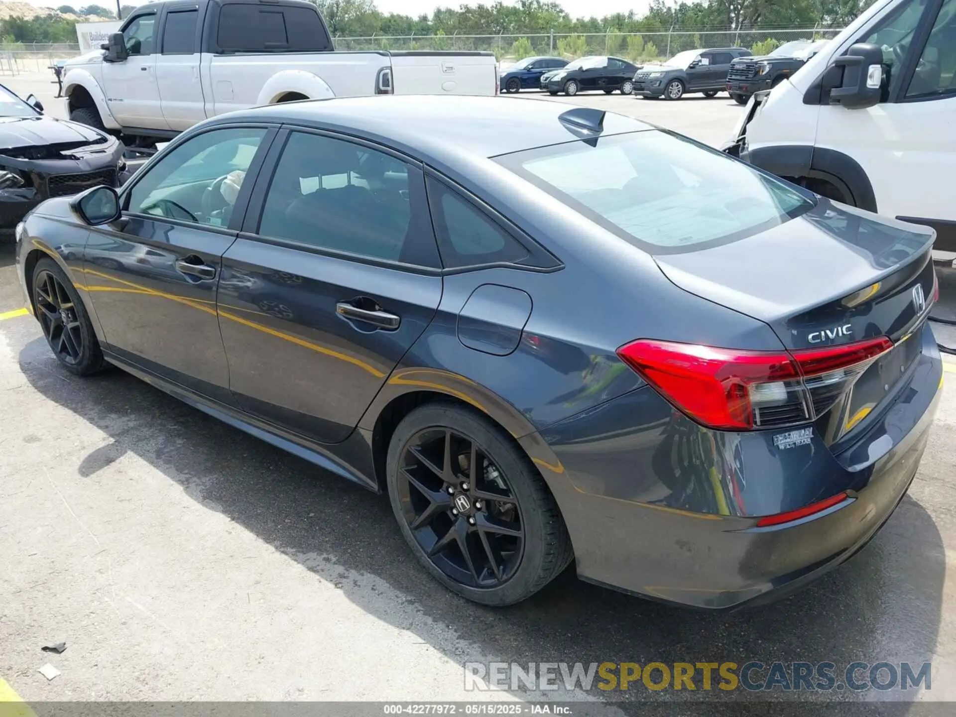 3 Photograph of a damaged car 2HGFE2F50RH513754 HONDA CIVIC 2024