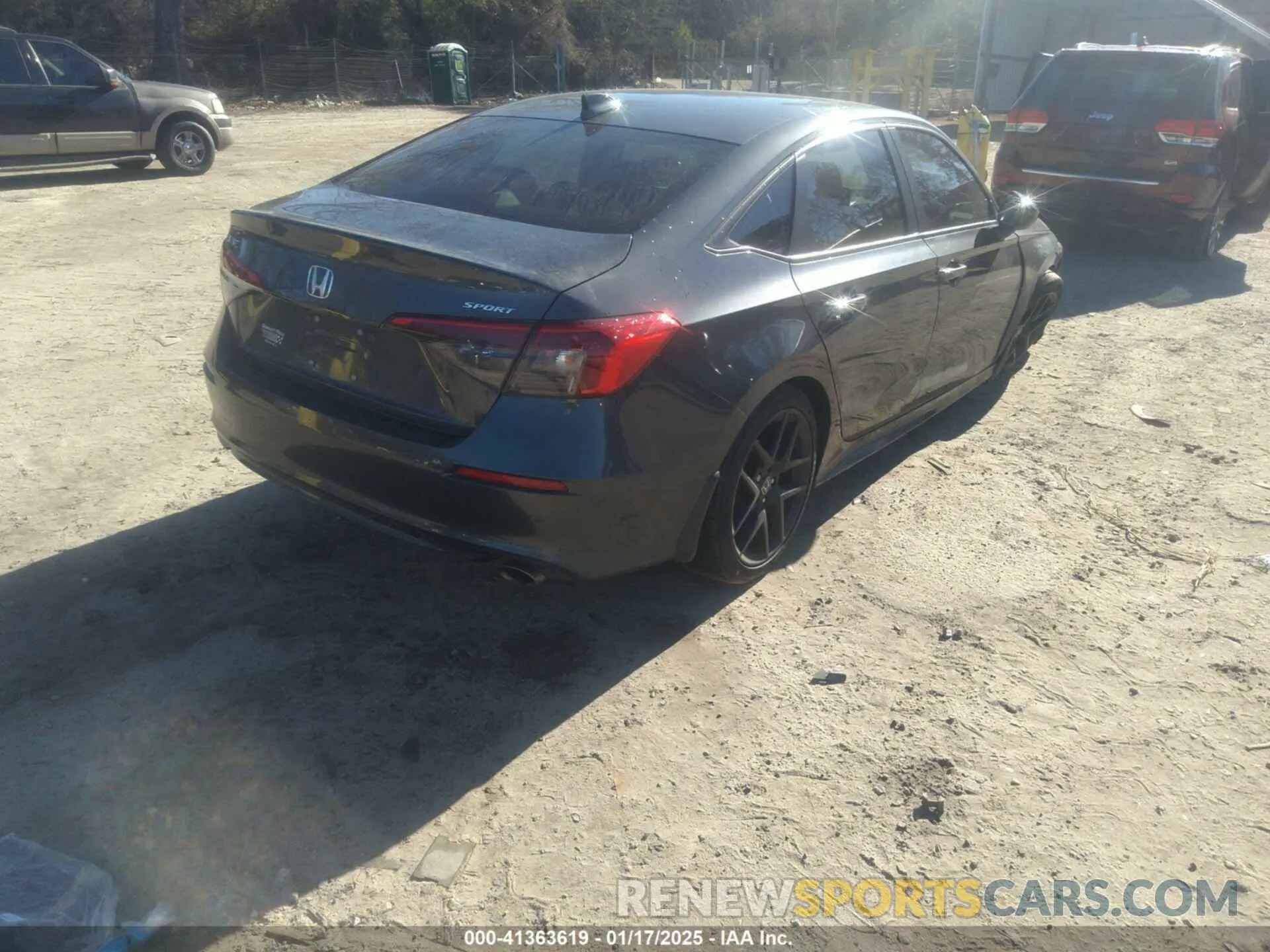 4 Photograph of a damaged car 2HGFE2F50RH530019 HONDA CIVIC 2024