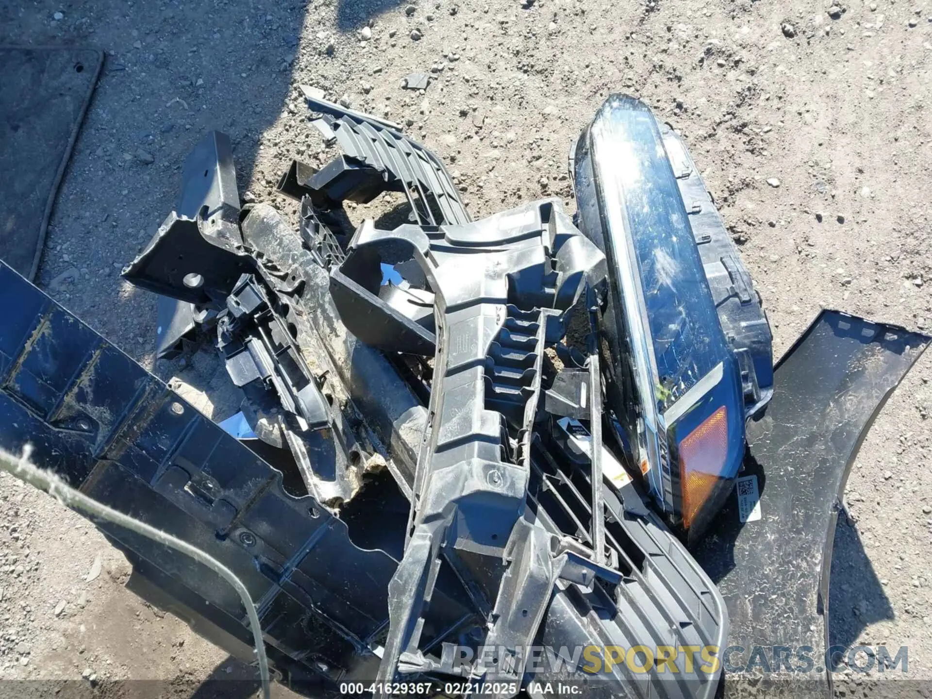 12 Photograph of a damaged car 2HGFE2F50RH563568 HONDA CIVIC 2024