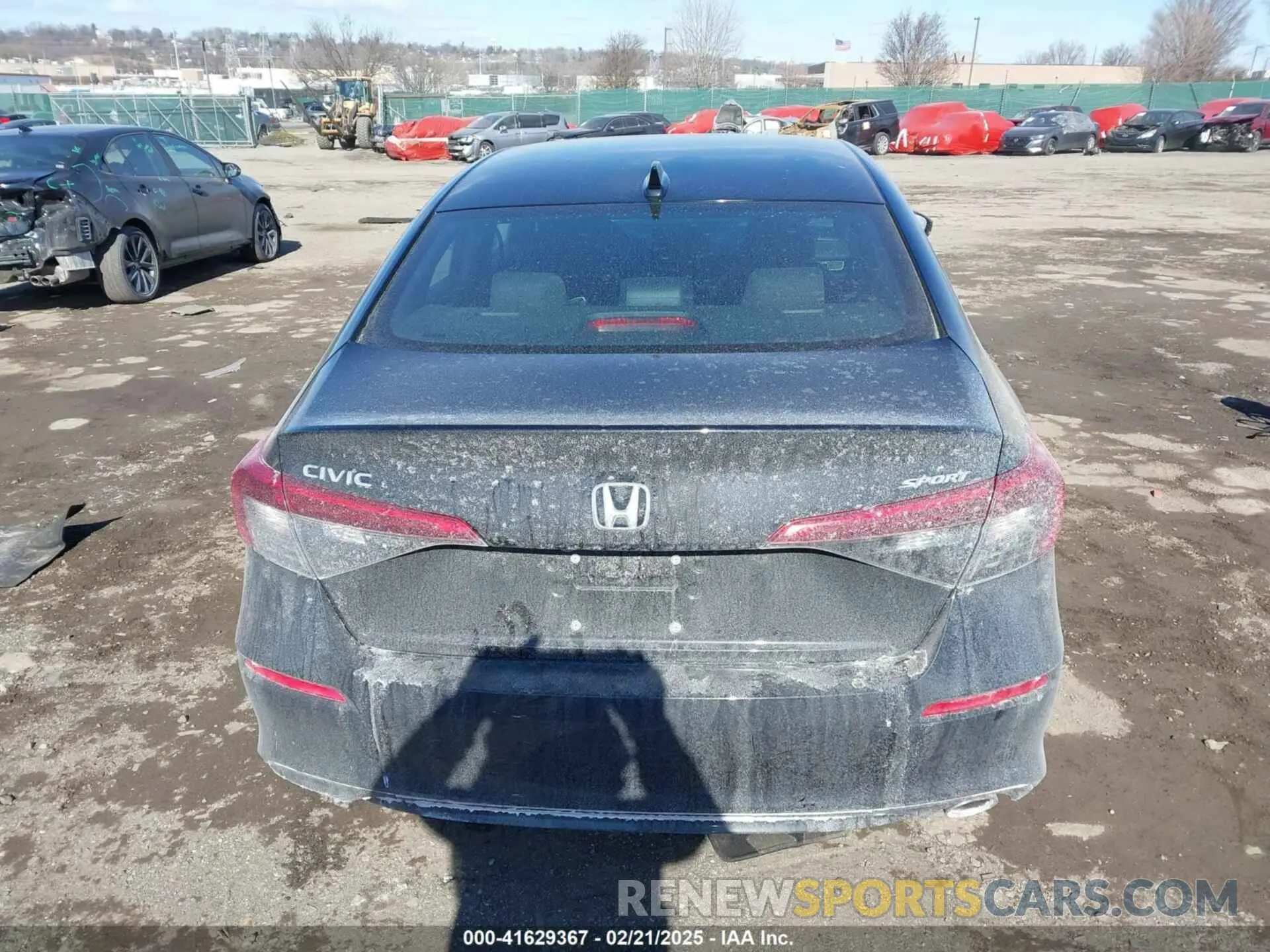 17 Photograph of a damaged car 2HGFE2F50RH563568 HONDA CIVIC 2024