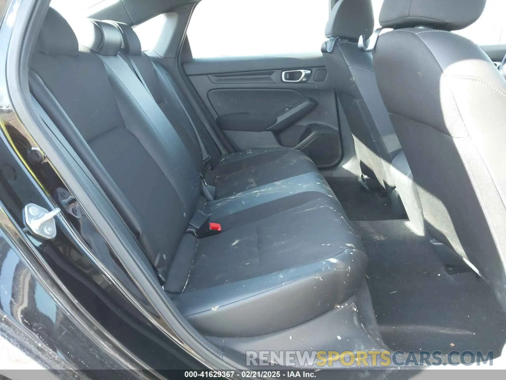 8 Photograph of a damaged car 2HGFE2F50RH563568 HONDA CIVIC 2024