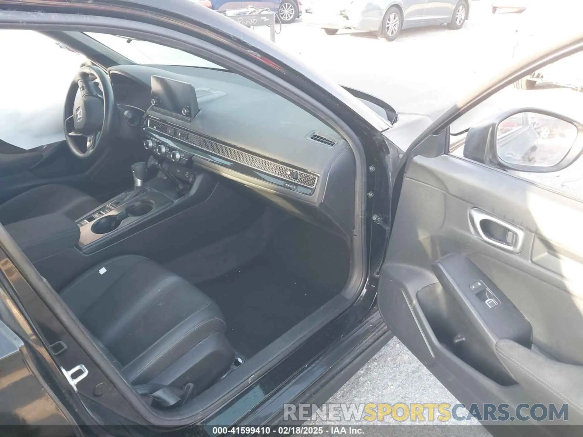 5 Photograph of a damaged car 2HGFE2F50RH564624 HONDA CIVIC 2024
