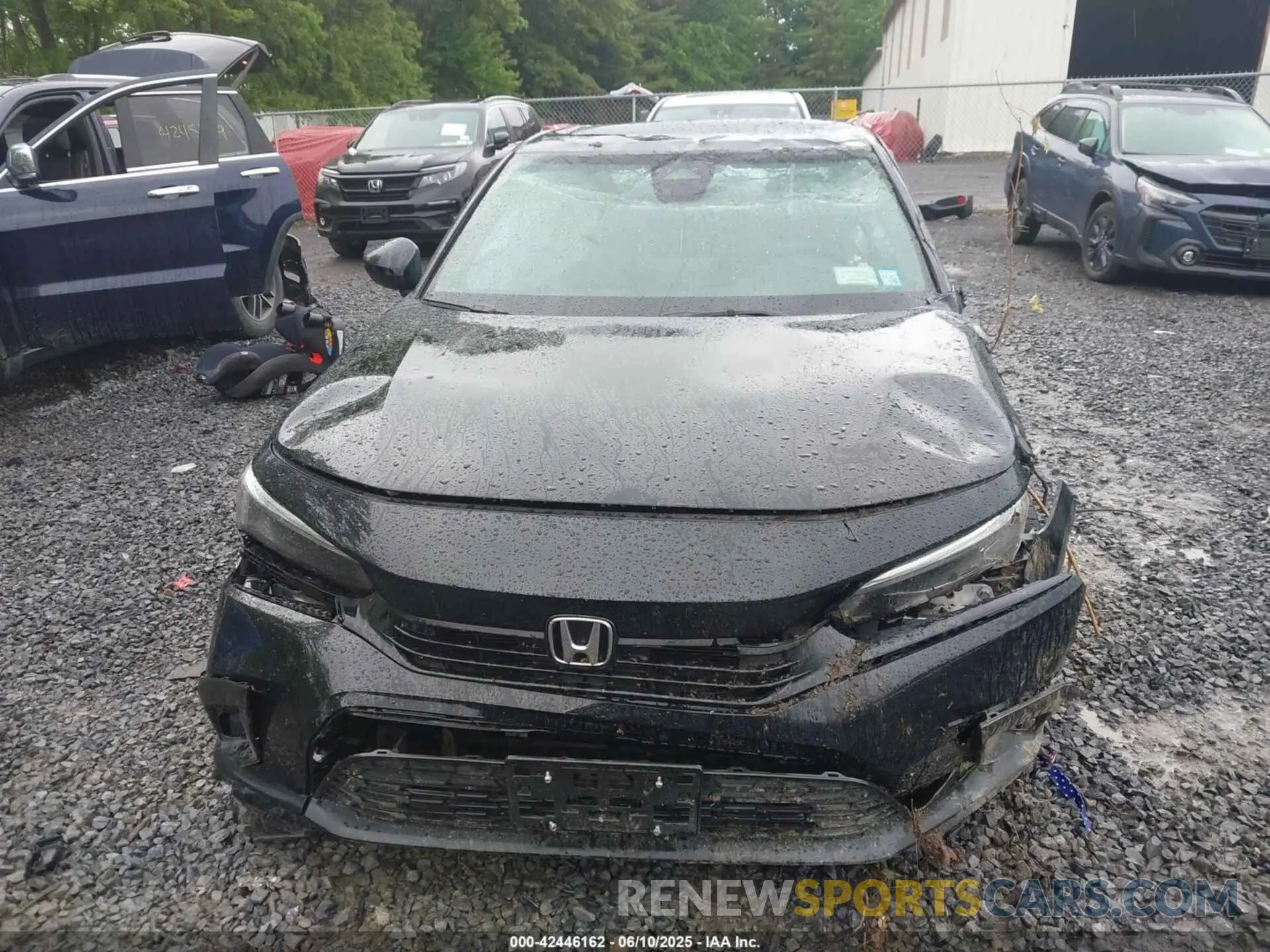 11 Photograph of a damaged car 2HGFE2F51RH569847 HONDA CIVIC 2024