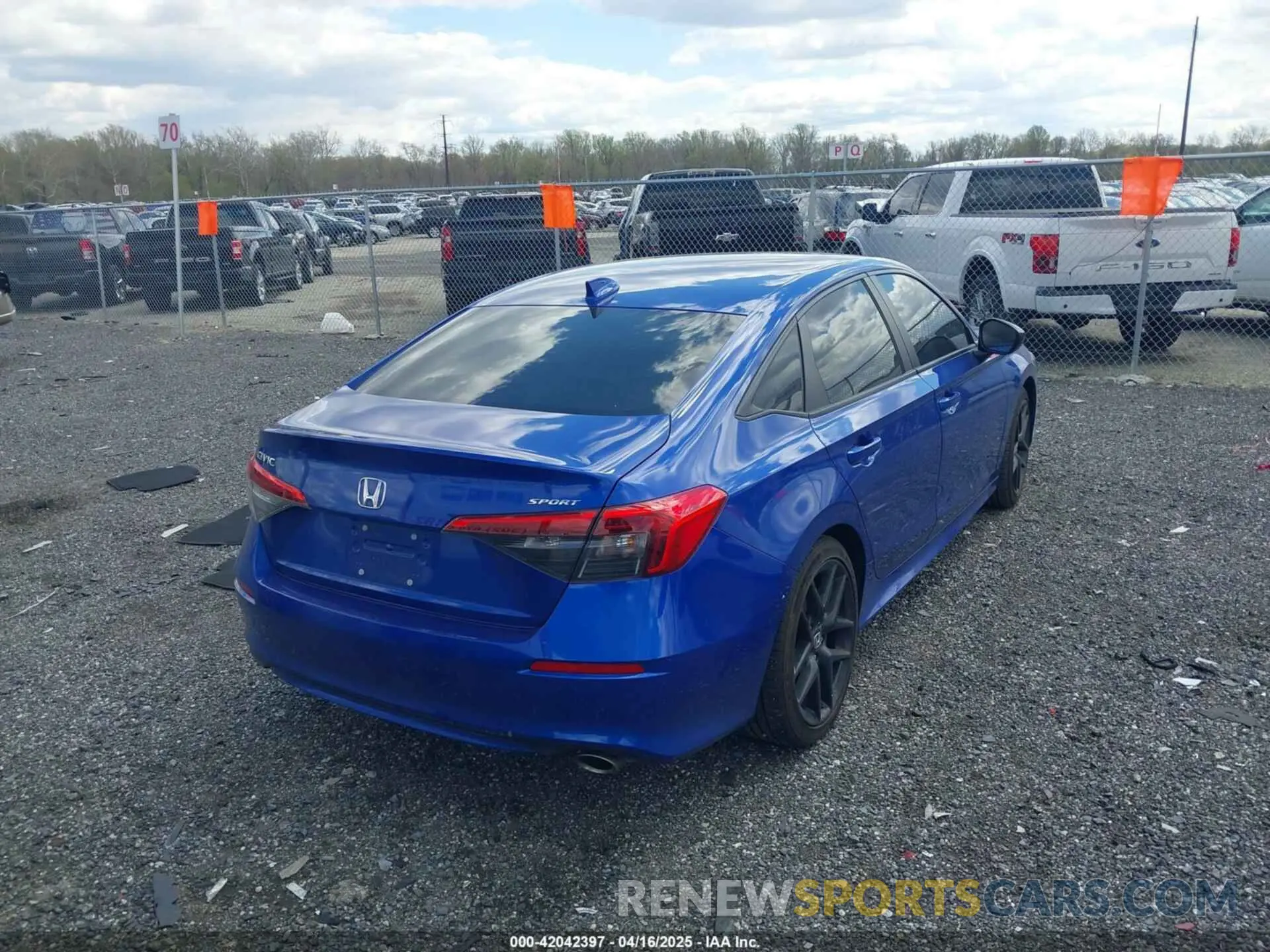 4 Photograph of a damaged car 2HGFE2F51RH573638 HONDA CIVIC 2024