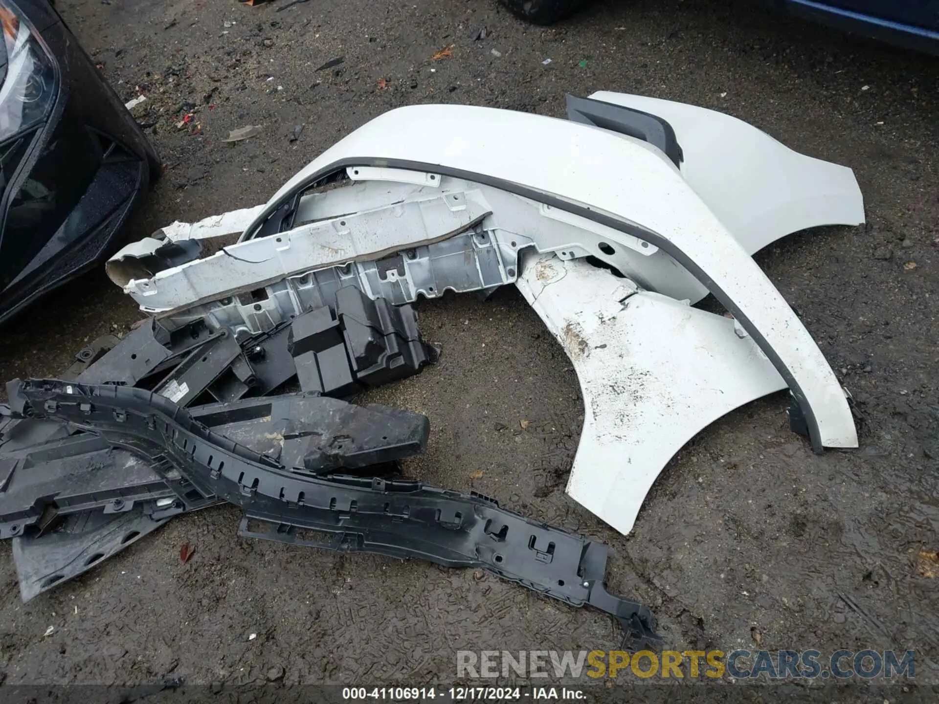 12 Photograph of a damaged car 2HGFE2F51RH592349 HONDA CIVIC 2024