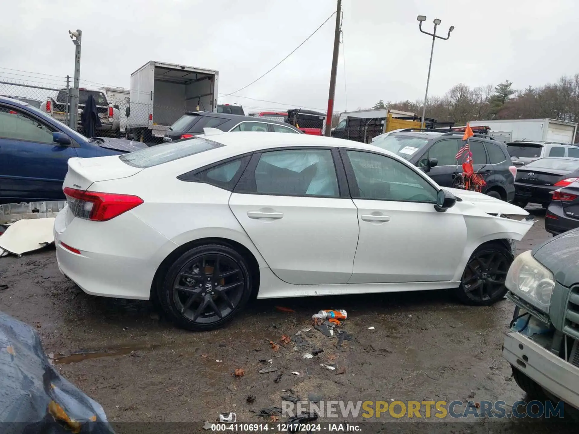 14 Photograph of a damaged car 2HGFE2F51RH592349 HONDA CIVIC 2024