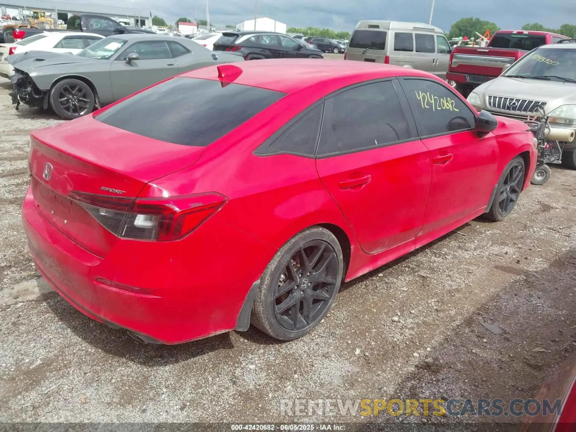 4 Photograph of a damaged car 2HGFE2F52RH530099 HONDA CIVIC 2024