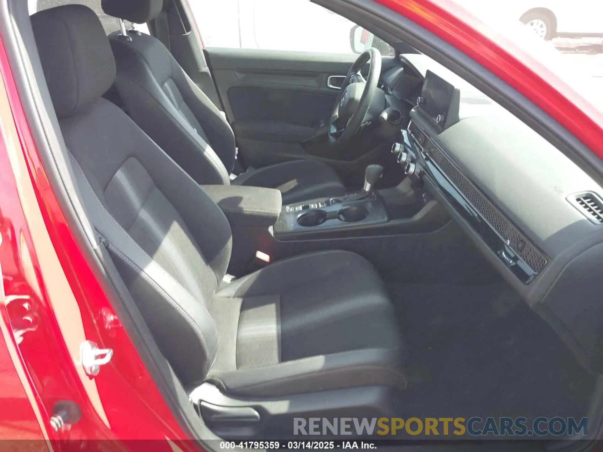 5 Photograph of a damaged car 2HGFE2F52RH540485 HONDA CIVIC 2024