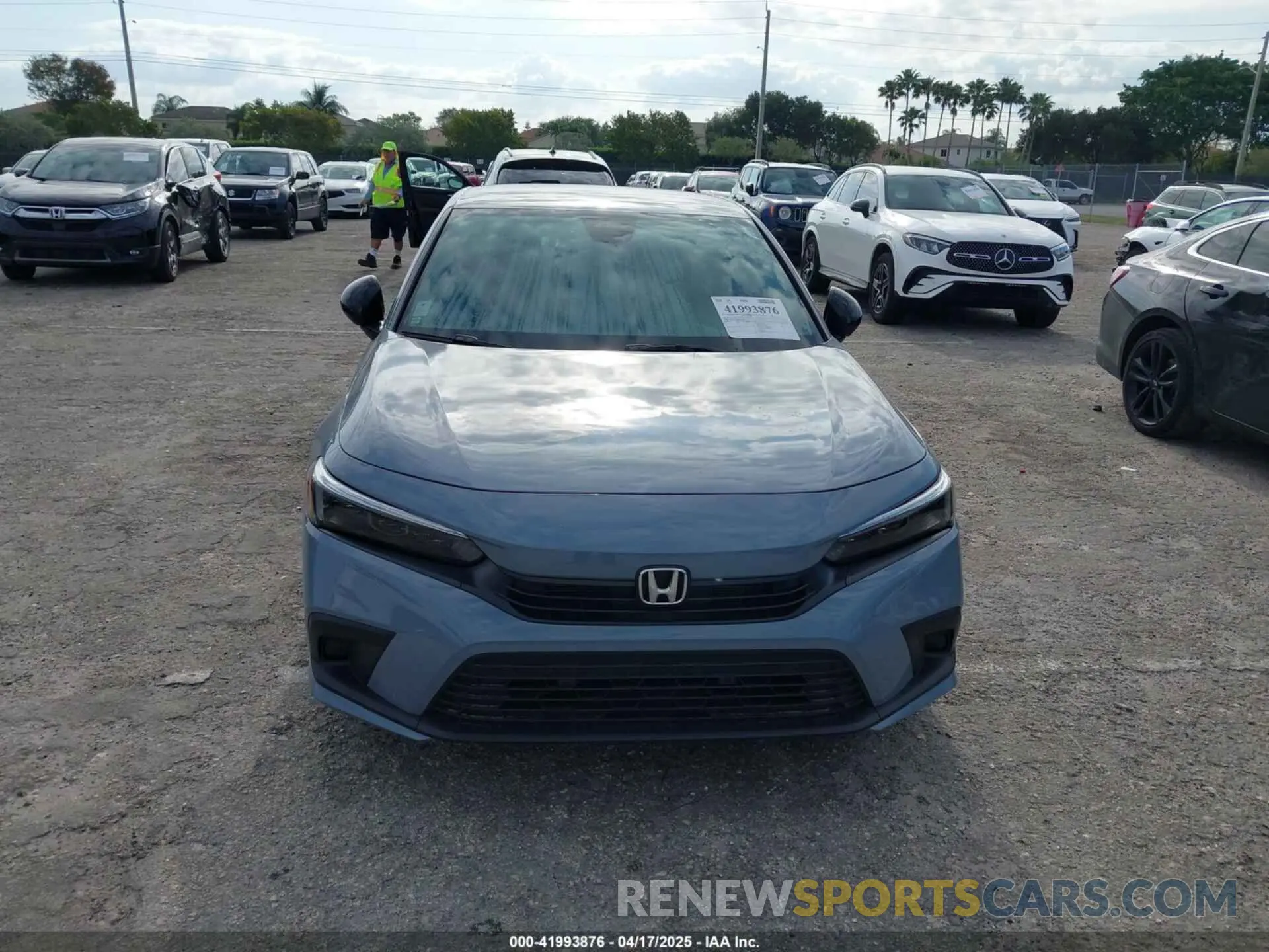 6 Photograph of a damaged car 2HGFE2F52RH566679 HONDA CIVIC 2024