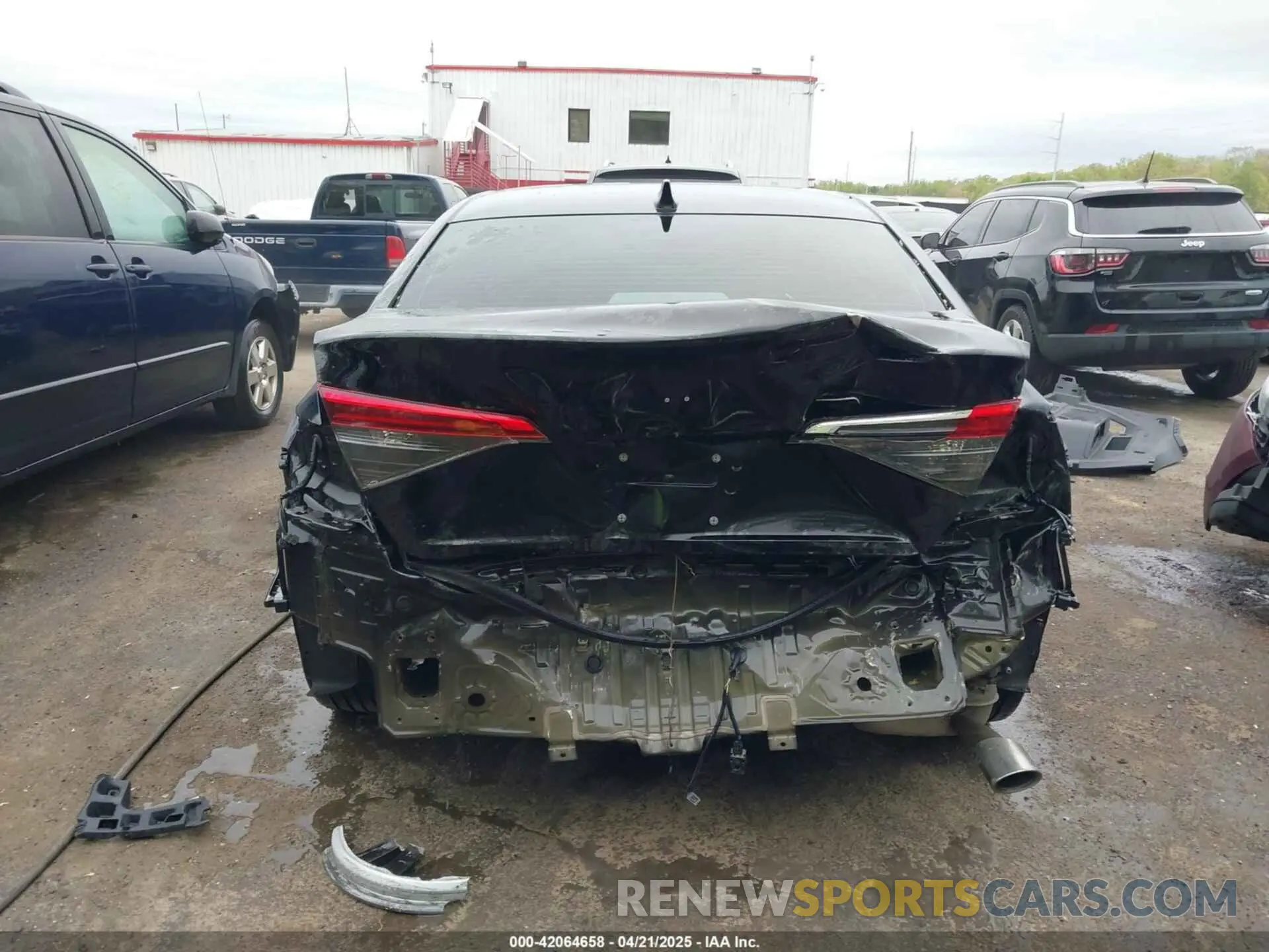 17 Photograph of a damaged car 2HGFE2F53RH553519 HONDA CIVIC 2024