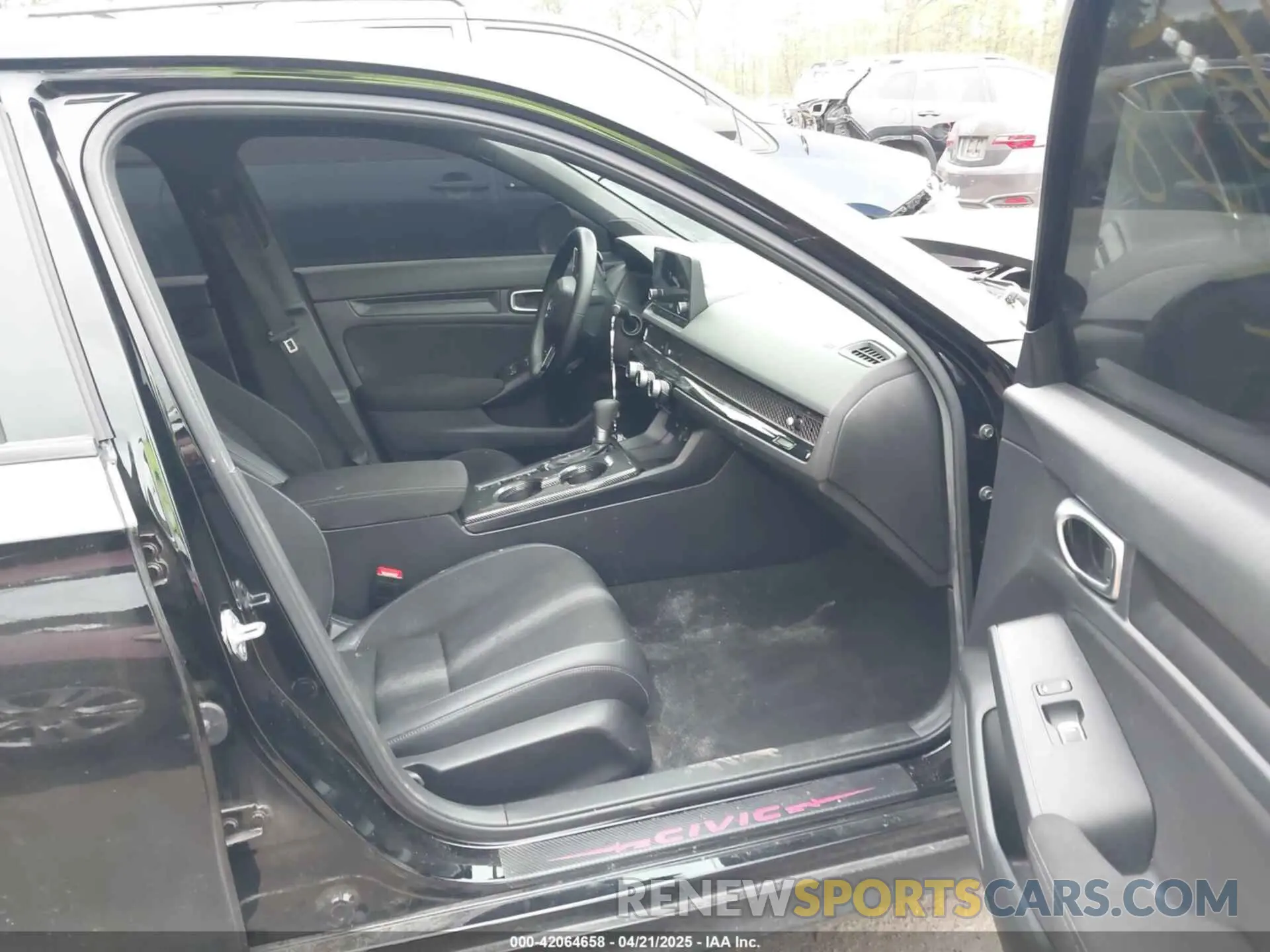 5 Photograph of a damaged car 2HGFE2F53RH553519 HONDA CIVIC 2024