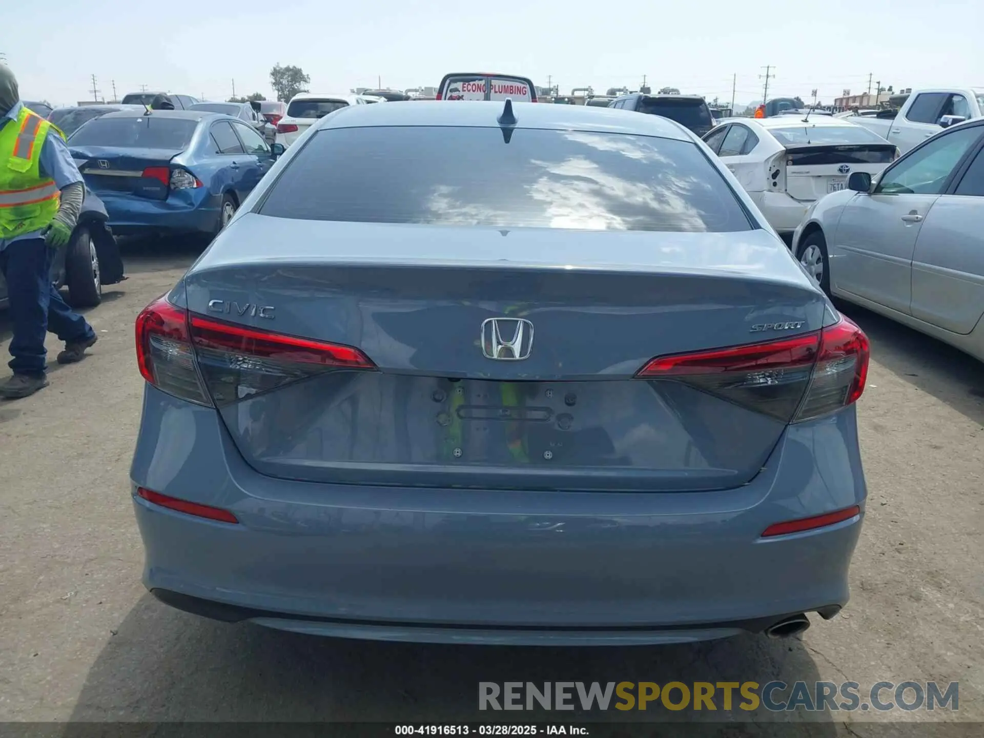 17 Photograph of a damaged car 2HGFE2F53RH555111 HONDA CIVIC 2024