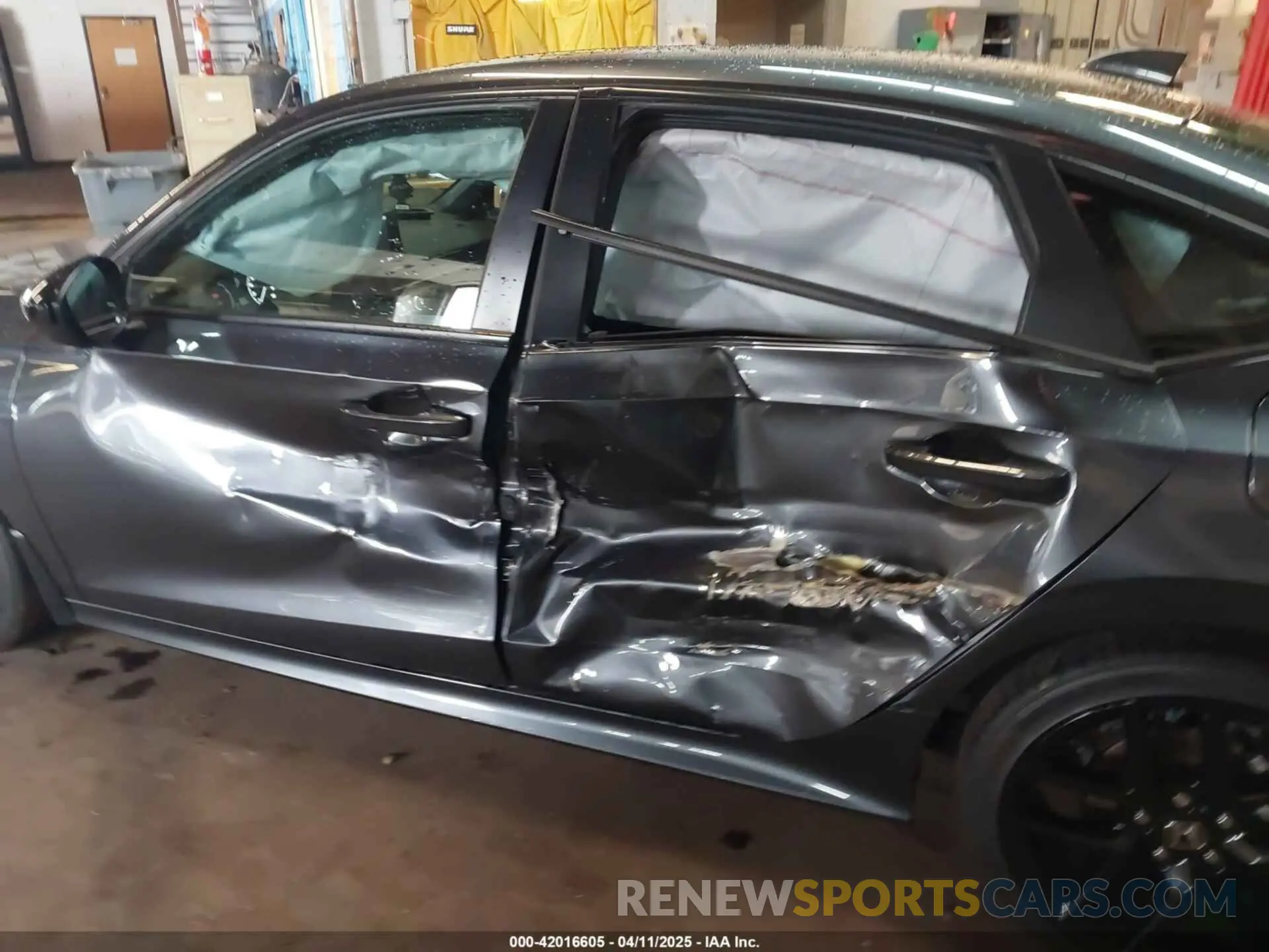 6 Photograph of a damaged car 2HGFE2F53RH582776 HONDA CIVIC 2024
