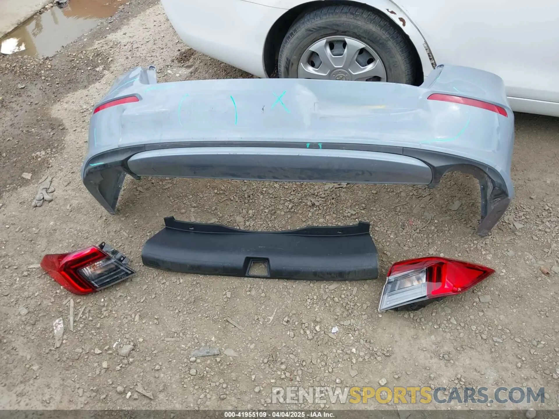 12 Photograph of a damaged car 2HGFE2F53RH584124 HONDA CIVIC 2024