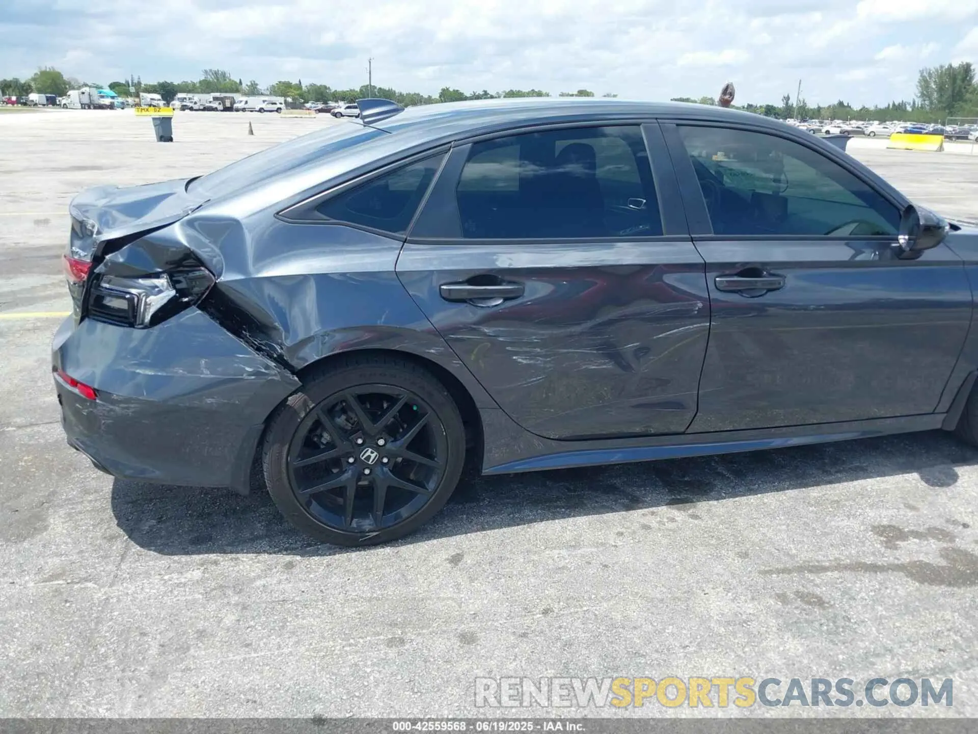 6 Photograph of a damaged car 2HGFE2F53RH594460 HONDA CIVIC 2024
