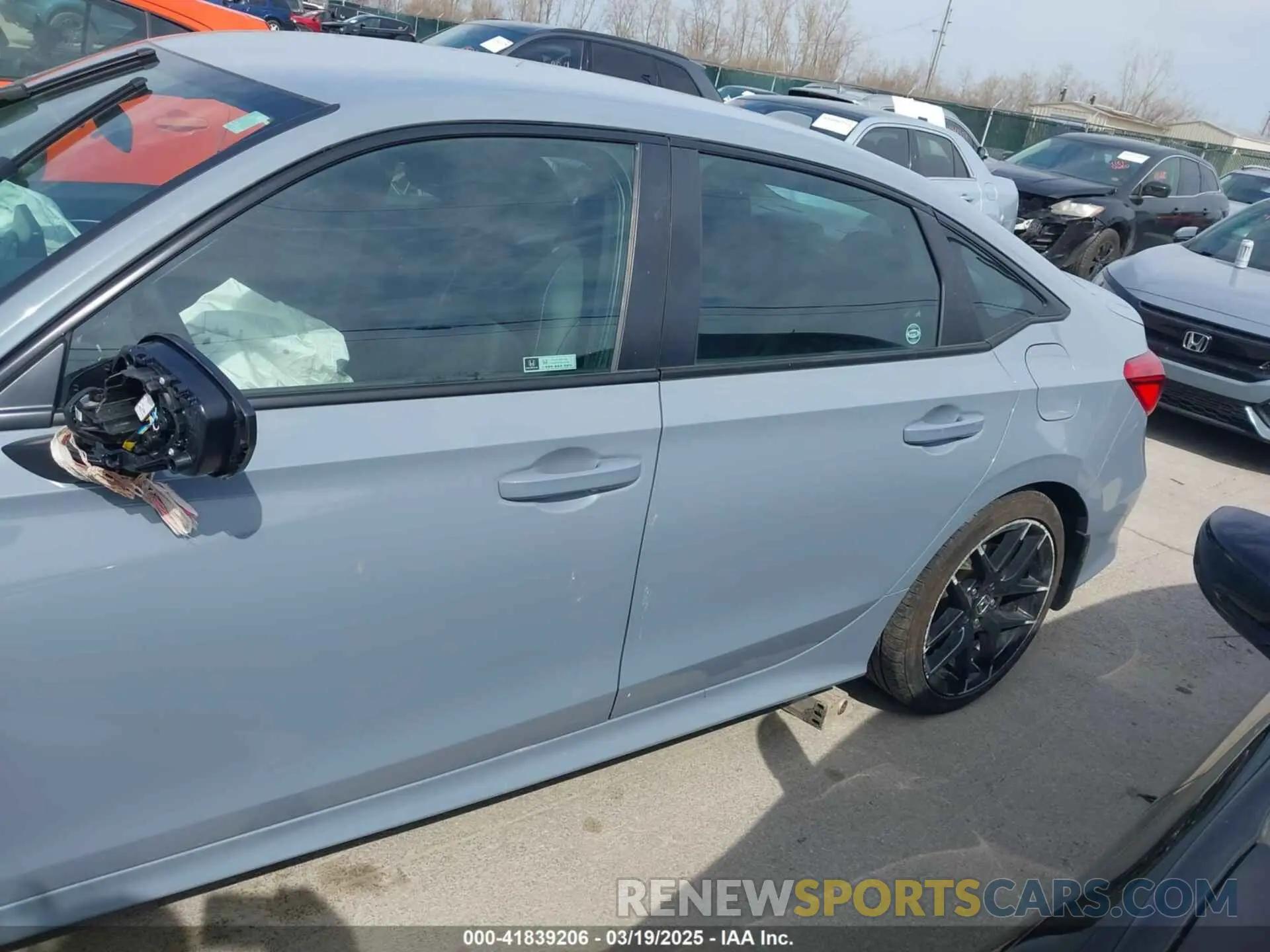 15 Photograph of a damaged car 2HGFE2F54RH502871 HONDA CIVIC 2024