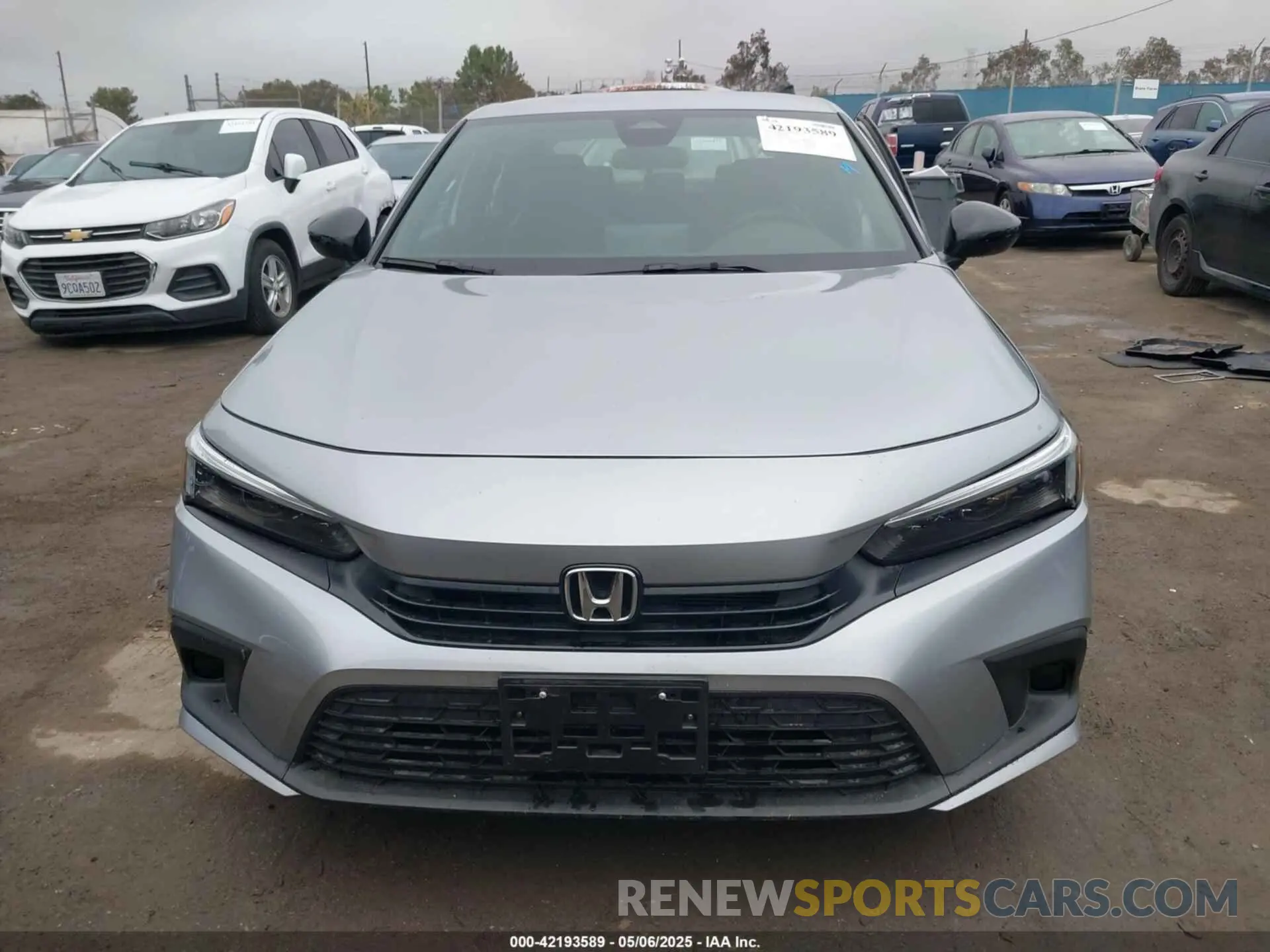 12 Photograph of a damaged car 2HGFE2F54RH525261 HONDA CIVIC 2024