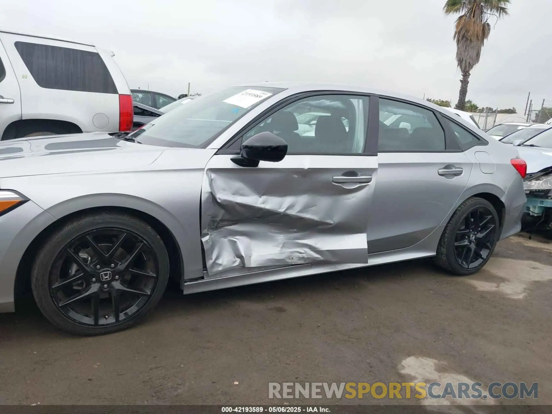 14 Photograph of a damaged car 2HGFE2F54RH525261 HONDA CIVIC 2024