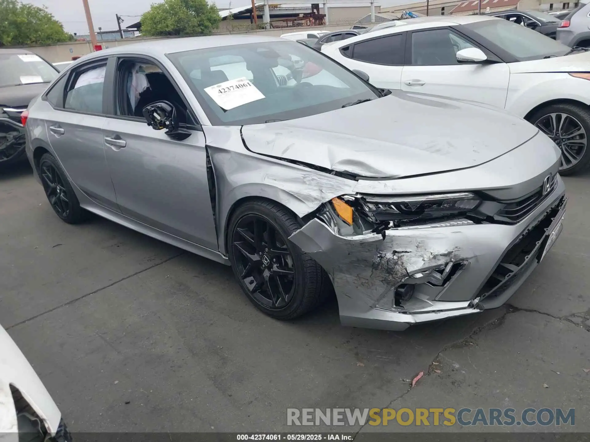 1 Photograph of a damaged car 2HGFE2F54RH552878 HONDA CIVIC 2024