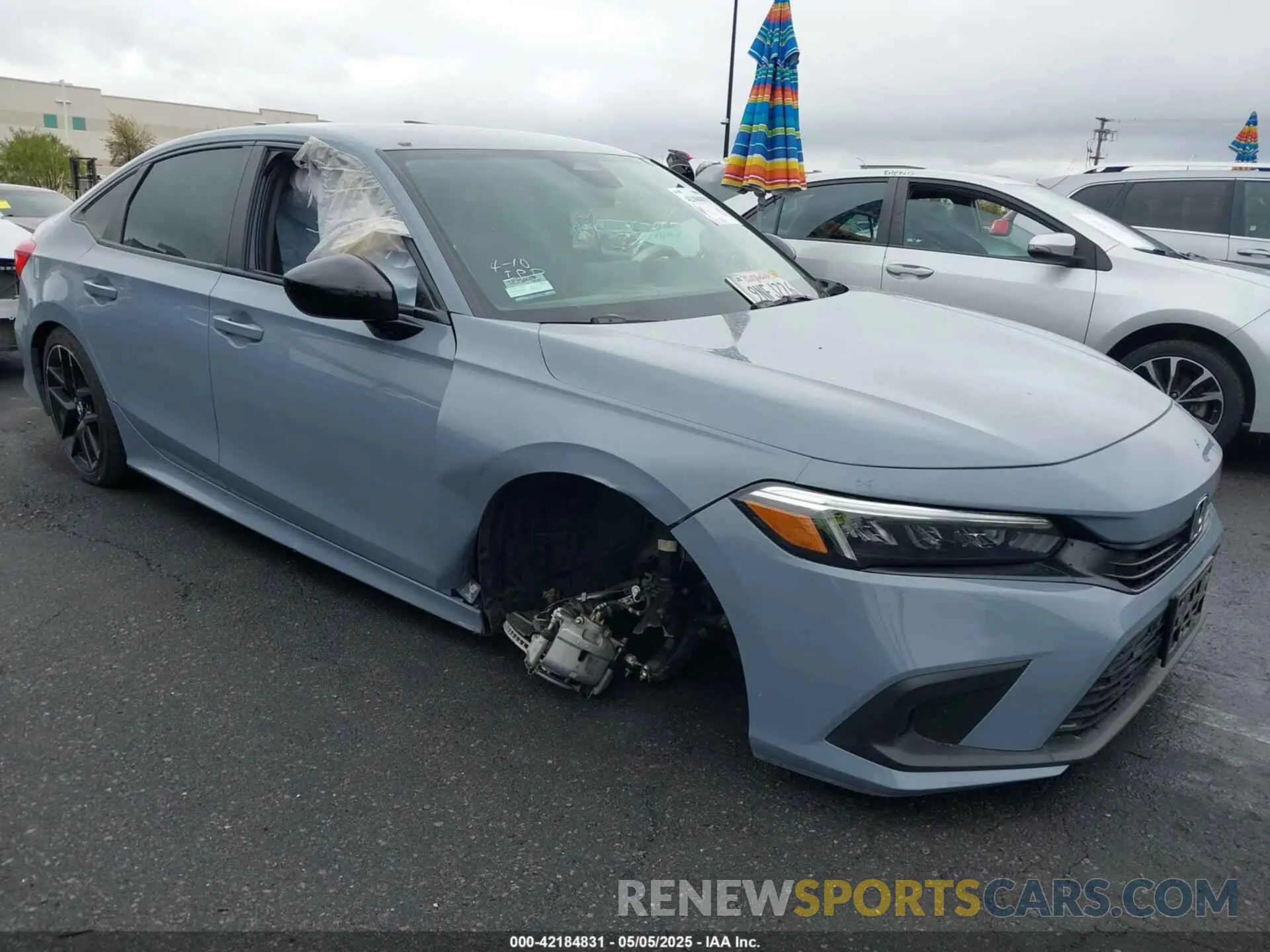 1 Photograph of a damaged car 2HGFE2F54RH595052 HONDA CIVIC 2024