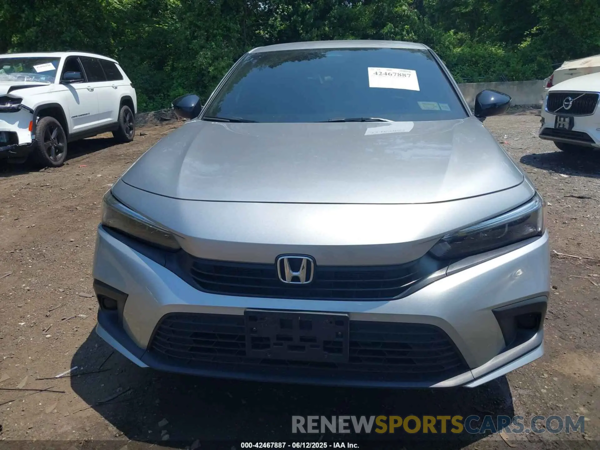 11 Photograph of a damaged car 2HGFE2F55RH508372 HONDA CIVIC 2024