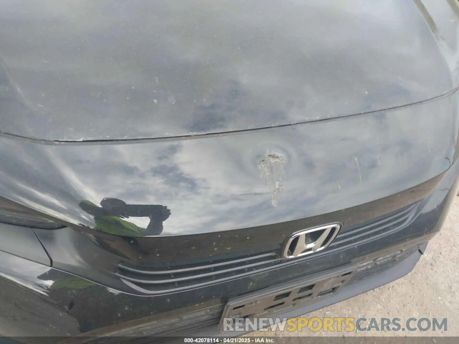 17 Photograph of a damaged car 2HGFE2F55RH550153 HONDA CIVIC 2024