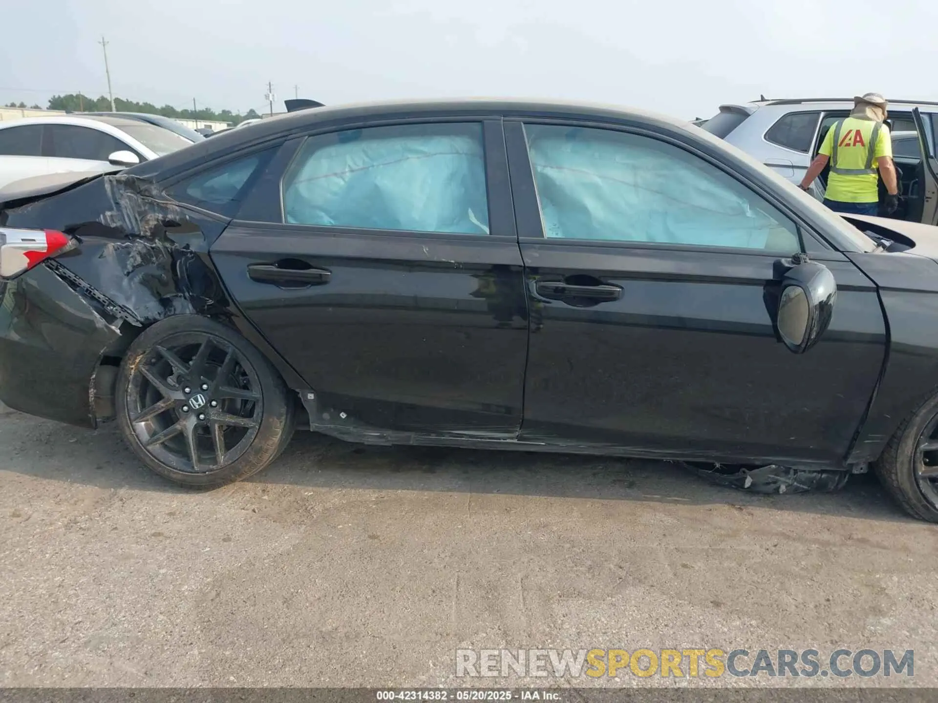 13 Photograph of a damaged car 2HGFE2F55RH551920 HONDA CIVIC 2024