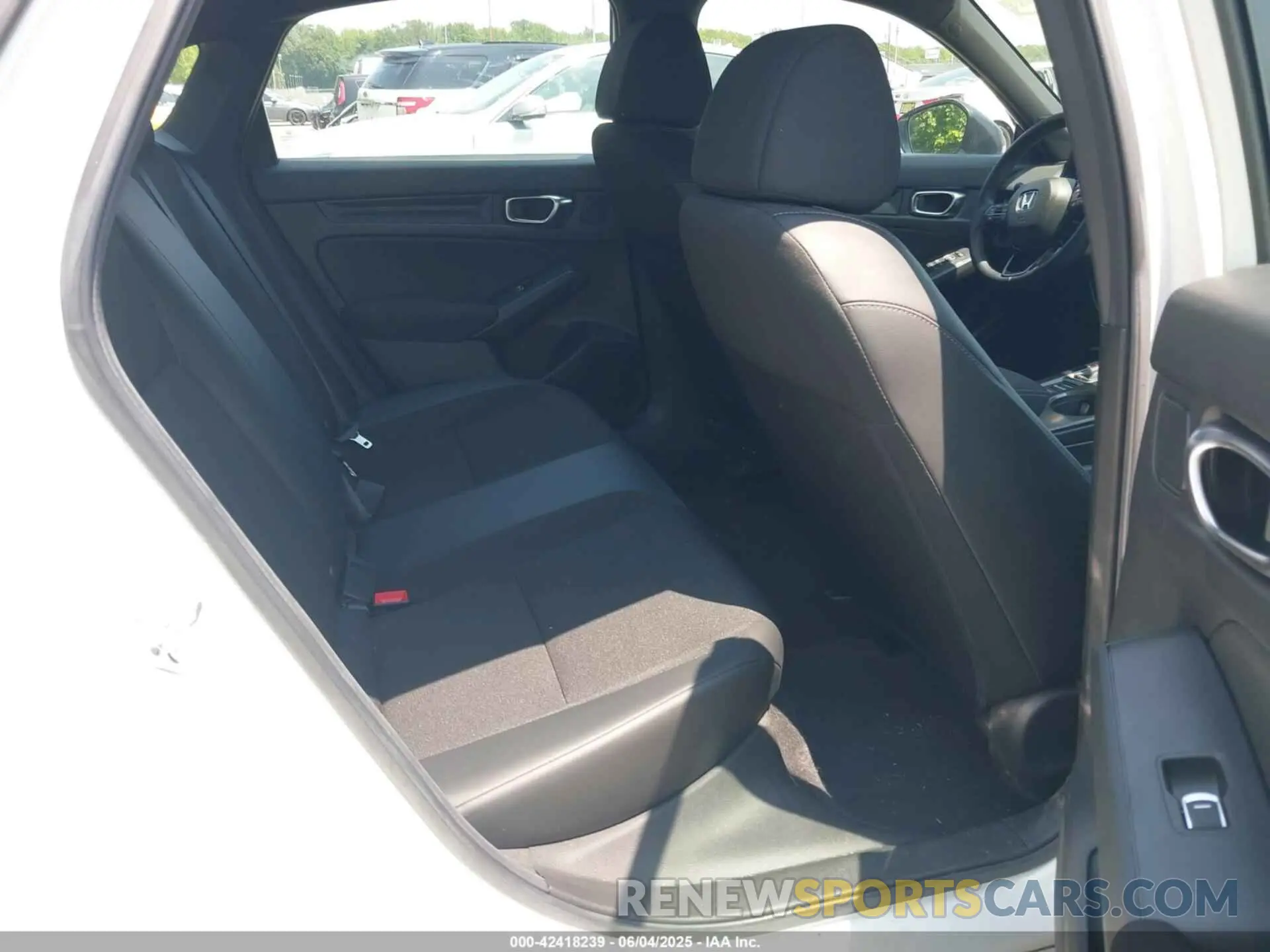 8 Photograph of a damaged car 2HGFE2F55RH563713 HONDA CIVIC 2024