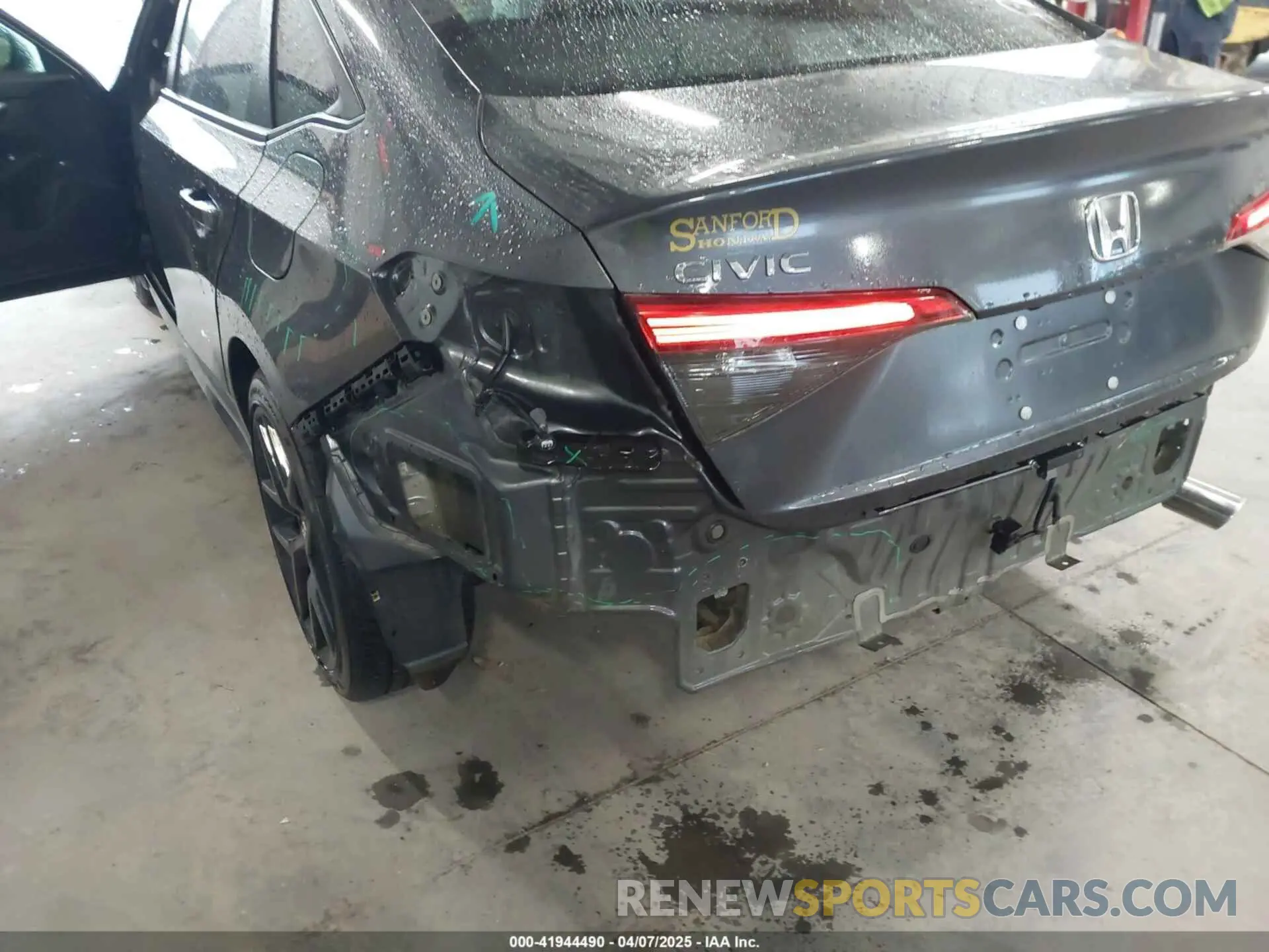 18 Photograph of a damaged car 2HGFE2F55RH572010 HONDA CIVIC 2024