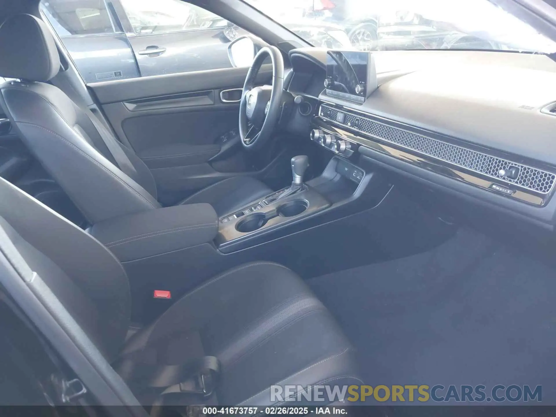 5 Photograph of a damaged car 2HGFE2F55RH587283 HONDA CIVIC 2024