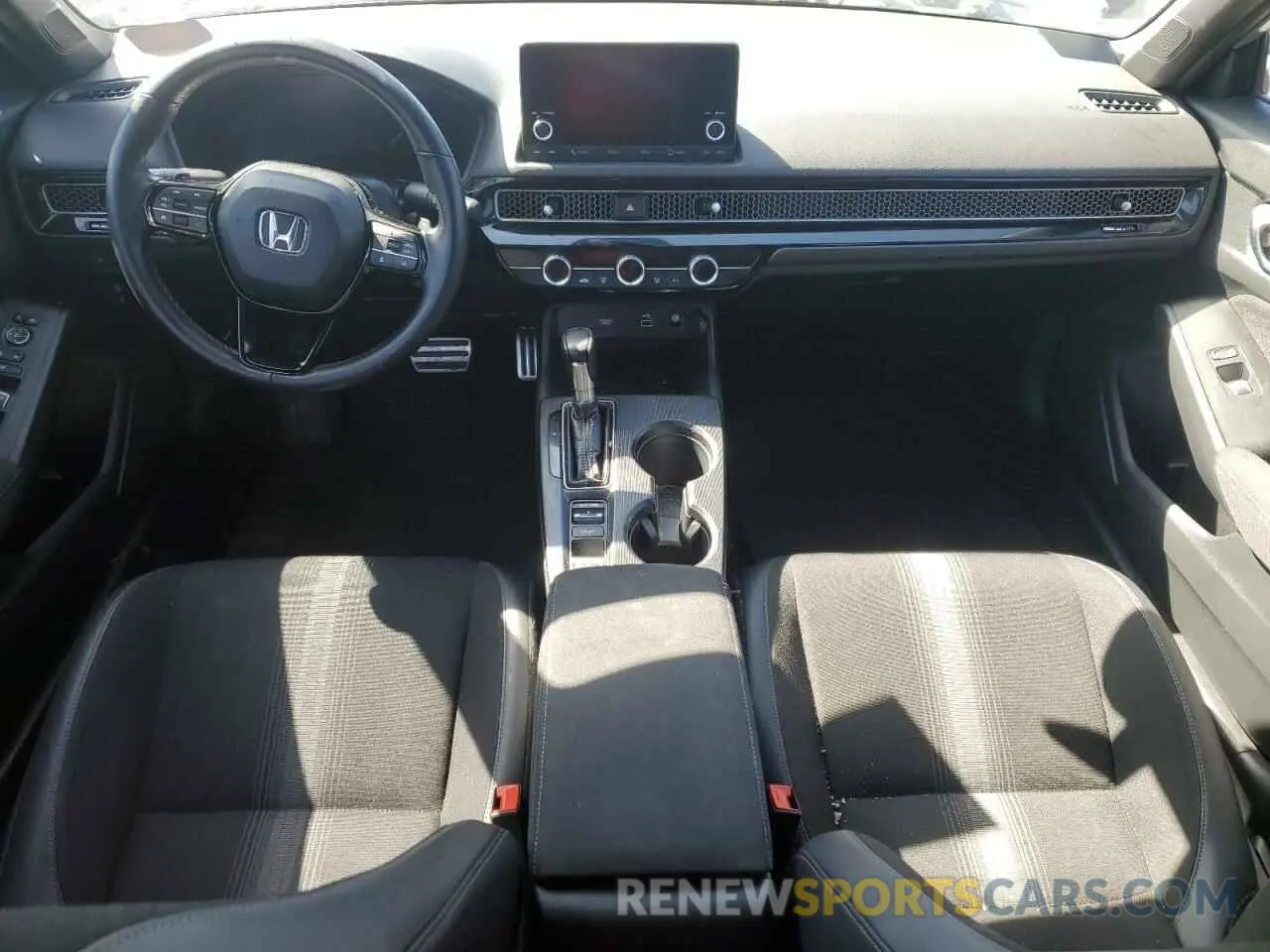 8 Photograph of a damaged car 2HGFE2F56RH524869 HONDA CIVIC 2024