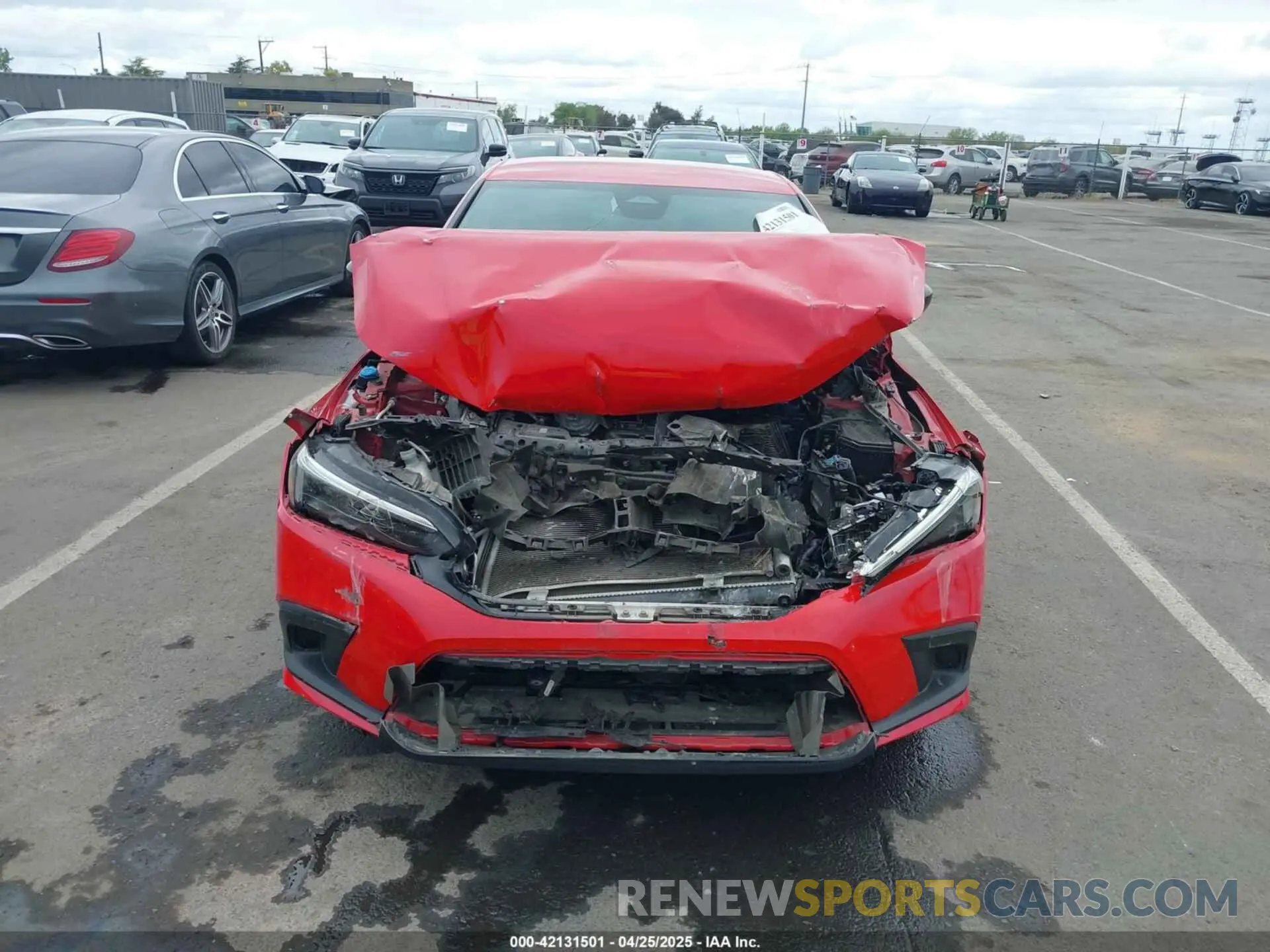 12 Photograph of a damaged car 2HGFE2F56RH525939 HONDA CIVIC 2024