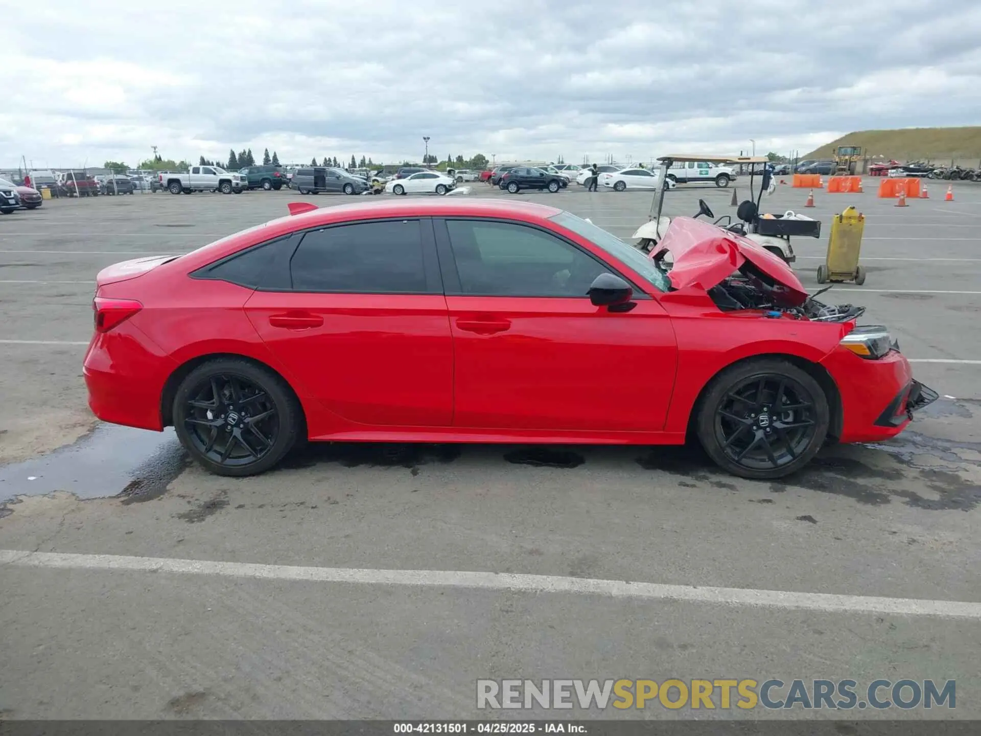 13 Photograph of a damaged car 2HGFE2F56RH525939 HONDA CIVIC 2024