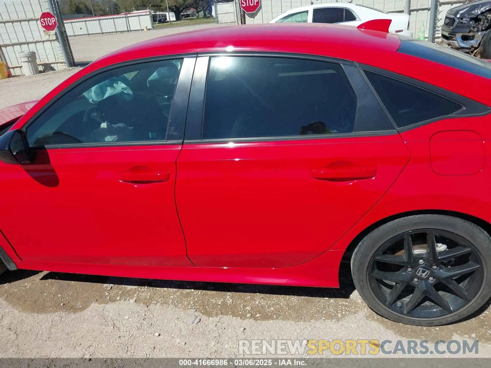 15 Photograph of a damaged car 2HGFE2F56RH559220 HONDA CIVIC 2024