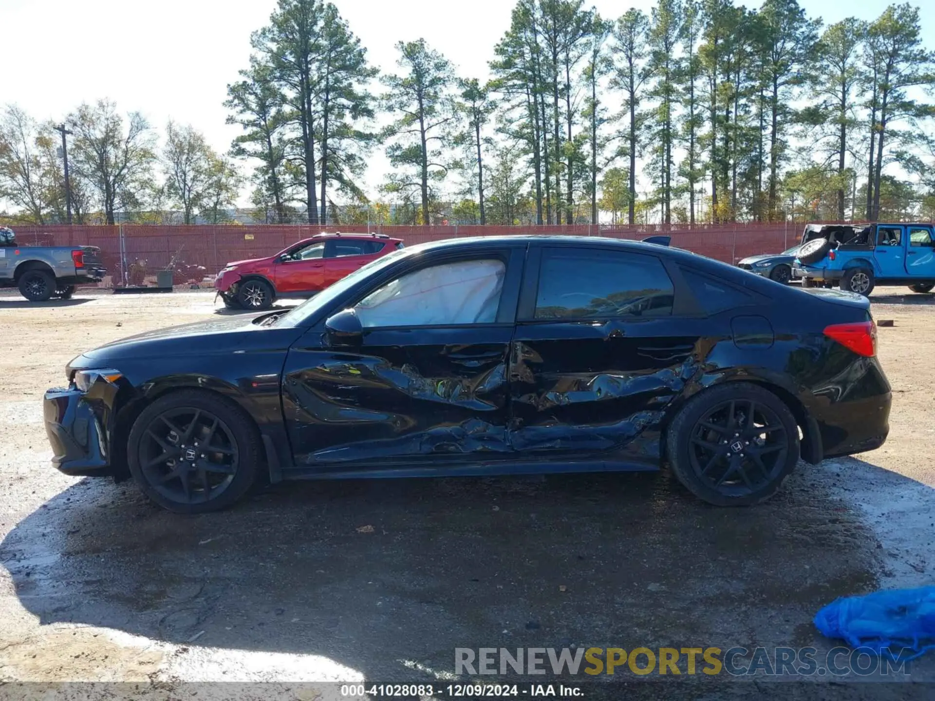 14 Photograph of a damaged car 2HGFE2F56RH570878 HONDA CIVIC 2024