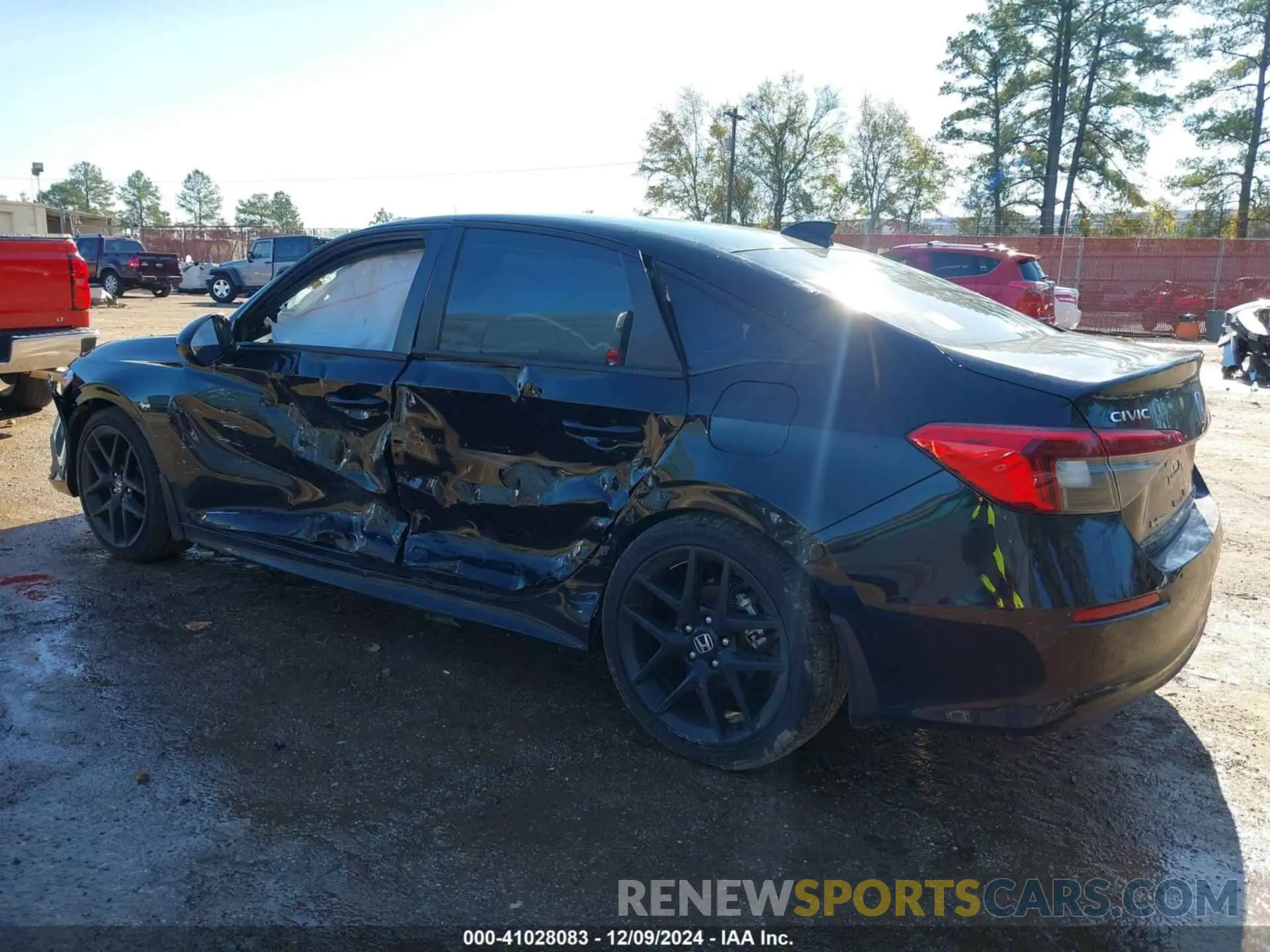 3 Photograph of a damaged car 2HGFE2F56RH570878 HONDA CIVIC 2024
