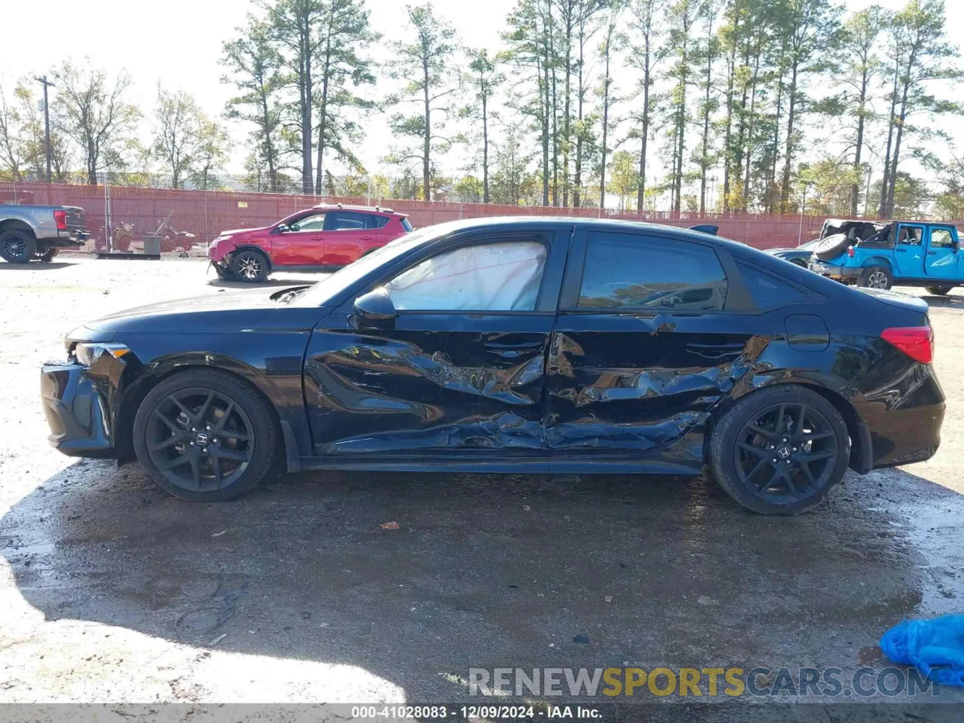 6 Photograph of a damaged car 2HGFE2F56RH570878 HONDA CIVIC 2024