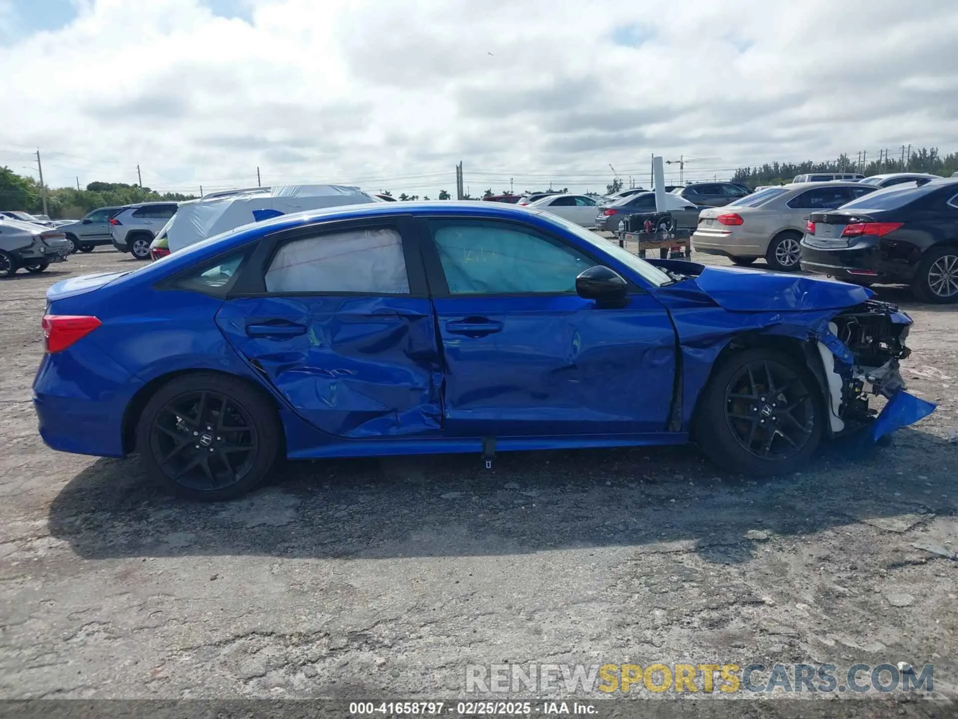 14 Photograph of a damaged car 2HGFE2F56RH587809 HONDA CIVIC 2024