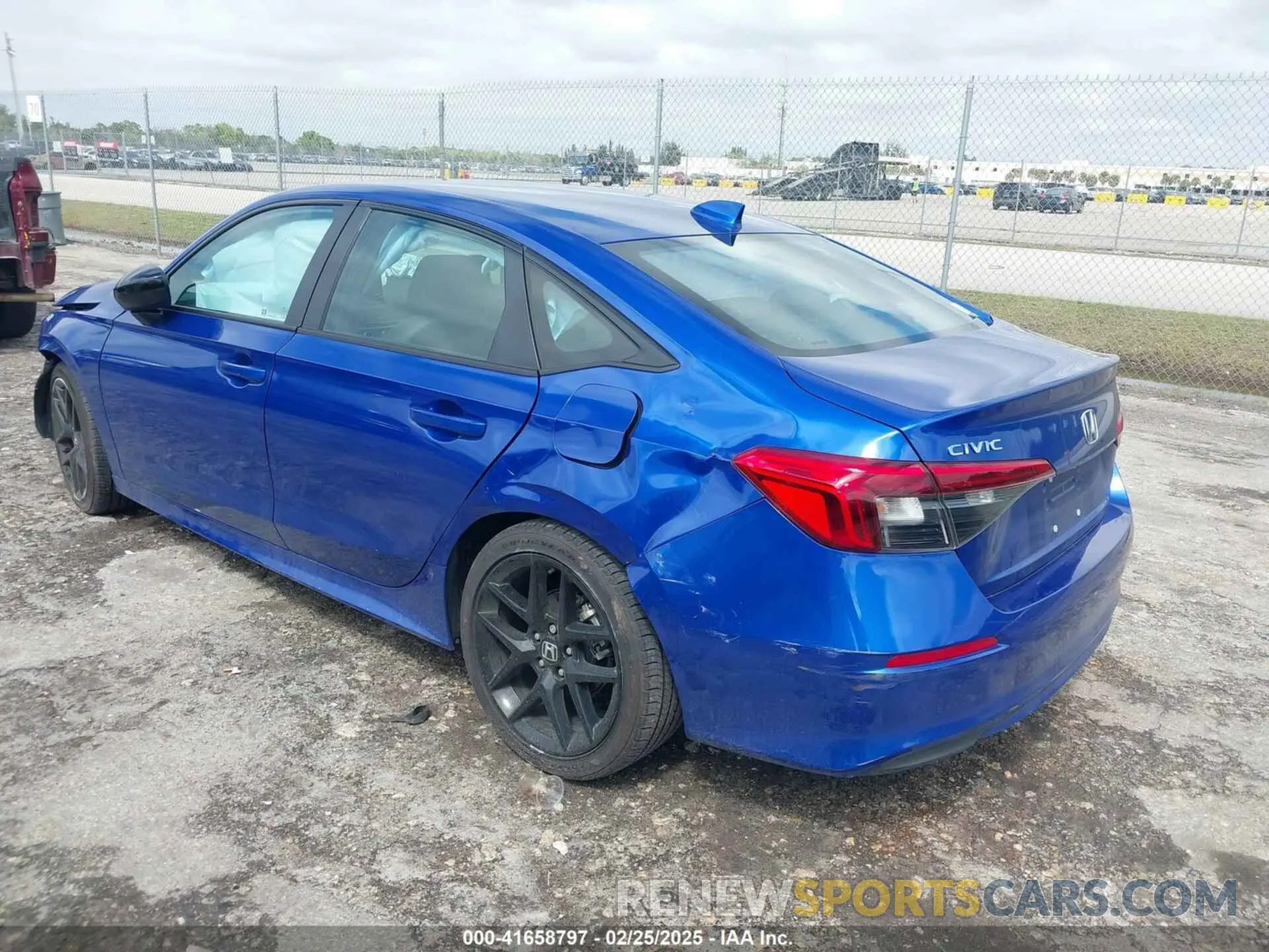 3 Photograph of a damaged car 2HGFE2F56RH587809 HONDA CIVIC 2024