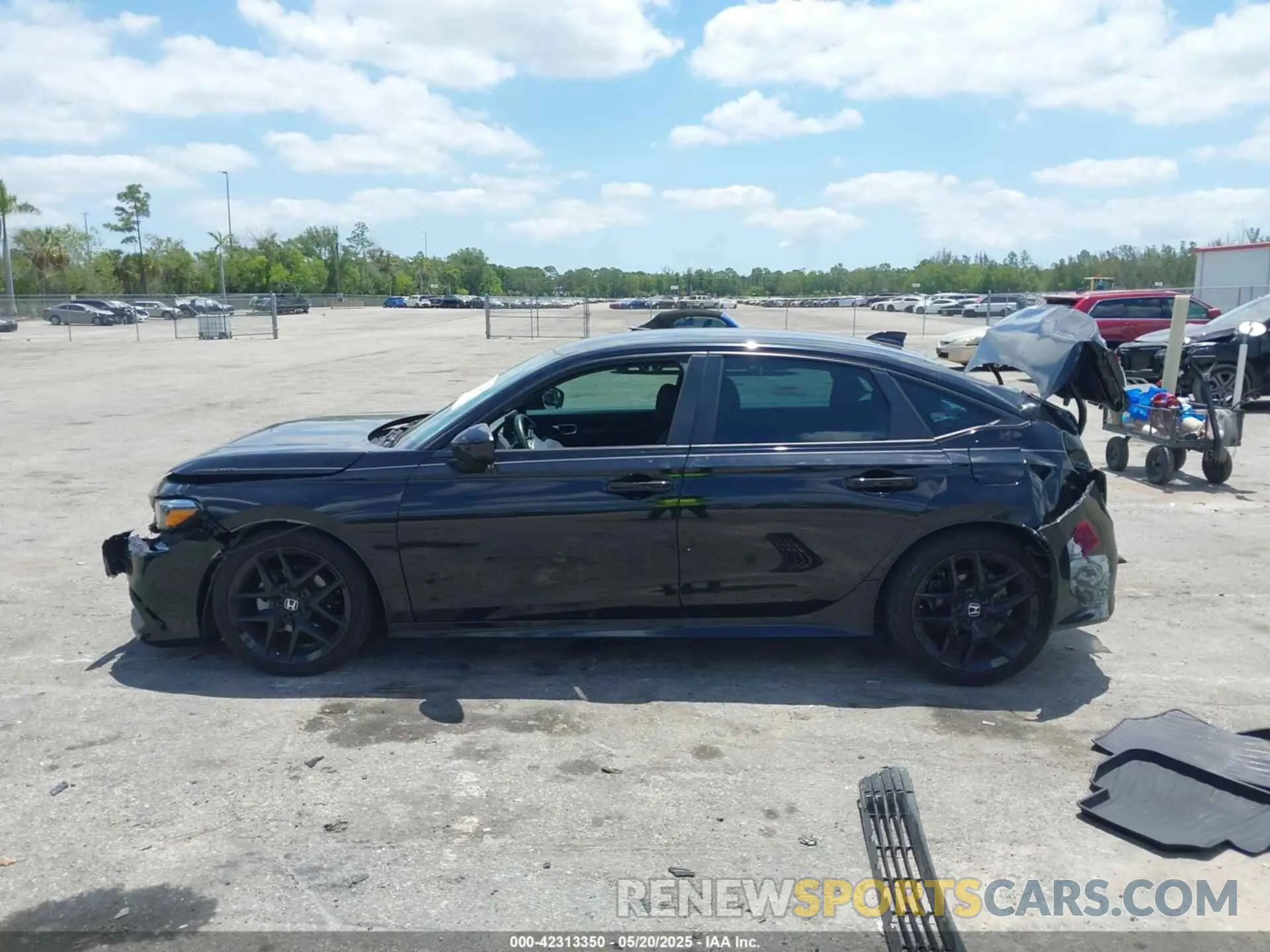 14 Photograph of a damaged car 2HGFE2F57RH504078 HONDA CIVIC 2024