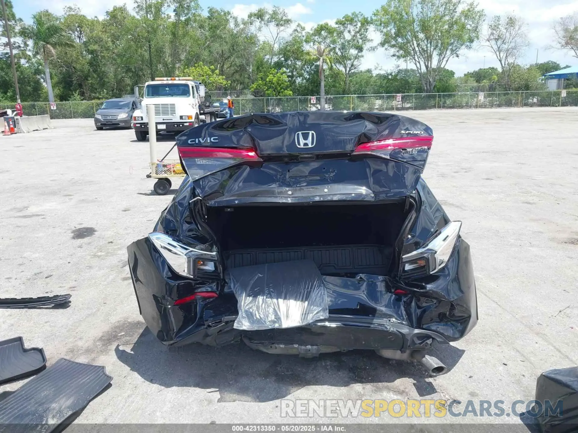 16 Photograph of a damaged car 2HGFE2F57RH504078 HONDA CIVIC 2024