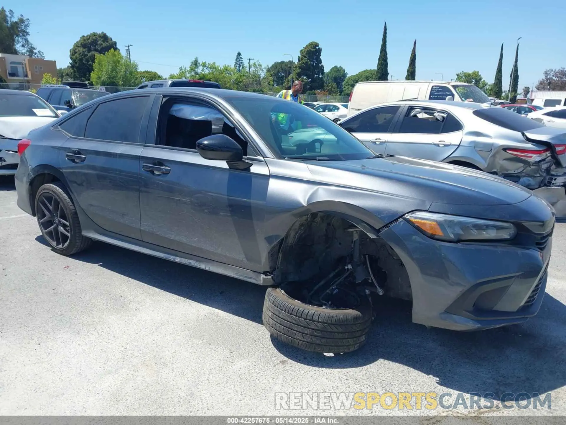 1 Photograph of a damaged car 2HGFE2F57RH506364 HONDA CIVIC 2024