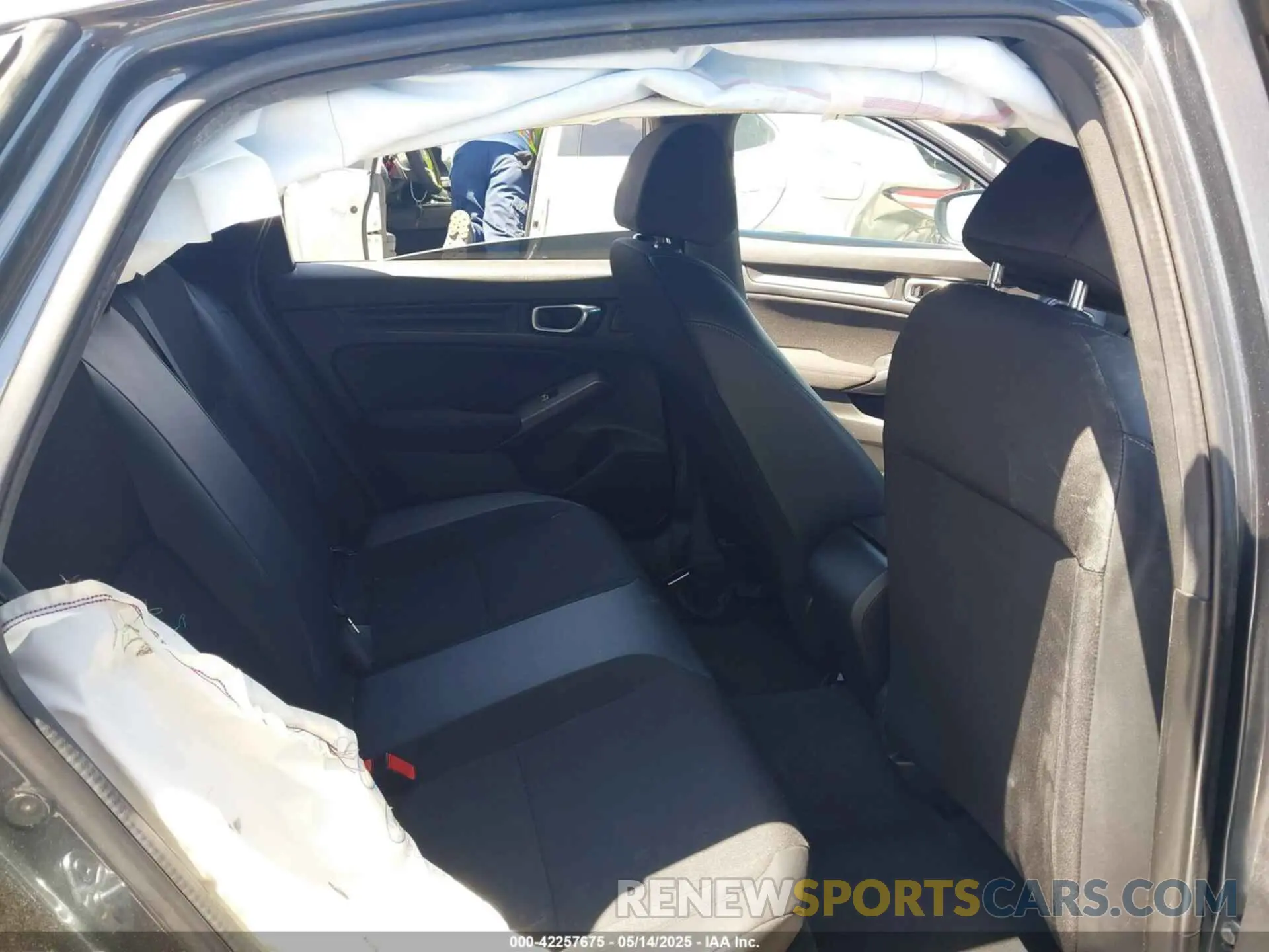 8 Photograph of a damaged car 2HGFE2F57RH506364 HONDA CIVIC 2024